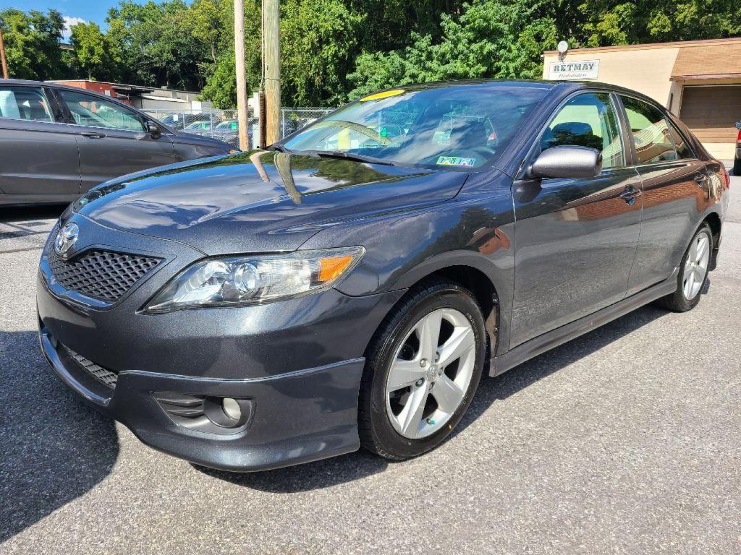 2010 Toyota Camry Base's photo