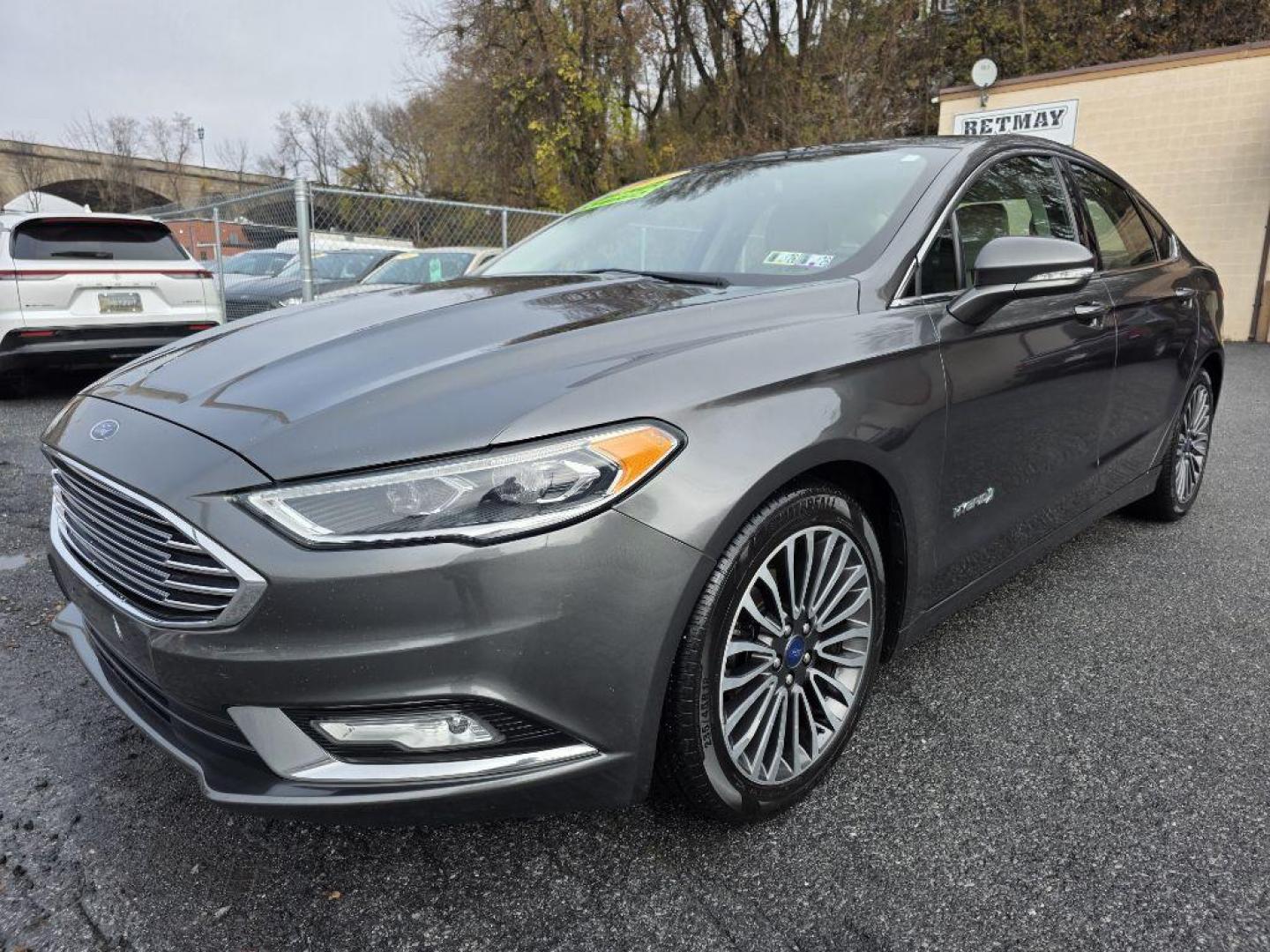 2017 Ford Fusion Hybrid Titanium's photo