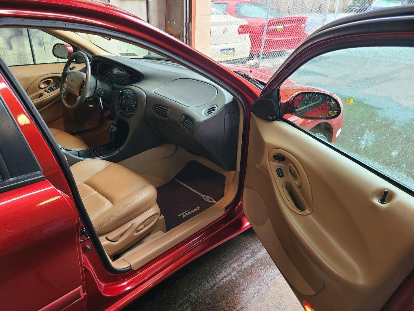 1996 RED FORD TAURUS SHO (1FALP54N4TA) with an 3.4L engine, Automatic transmission, located at 117 North Cameron Street, Harrisburg, PA, 17101, (717) 963-8962, 40.266762, -76.875259 - WE FINANCE!!! Good Credit/ Bad Credit/ No Credit - ALL Trade-Ins Welcomed!!! ***Guaranteed Credit Approval*** APPLY ONLINE or CALL us TODAY ;) Internet Prices and Marketplace Prices are SPECIAL discounted ***CASH DEALS*** Retail Prices are higher. Please call us to discuss your cash and finan - Photo#15