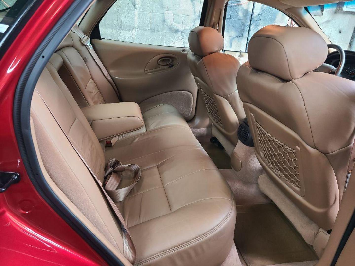 1996 RED FORD TAURUS SHO (1FALP54N4TA) with an 3.4L engine, Automatic transmission, located at 117 North Cameron Street, Harrisburg, PA, 17101, (717) 963-8962, 40.266762, -76.875259 - WE FINANCE!!! Good Credit/ Bad Credit/ No Credit - ALL Trade-Ins Welcomed!!! ***Guaranteed Credit Approval*** APPLY ONLINE or CALL us TODAY ;) Internet Prices and Marketplace Prices are SPECIAL discounted ***CASH DEALS*** Retail Prices are higher. Please call us to discuss your cash and finan - Photo#19