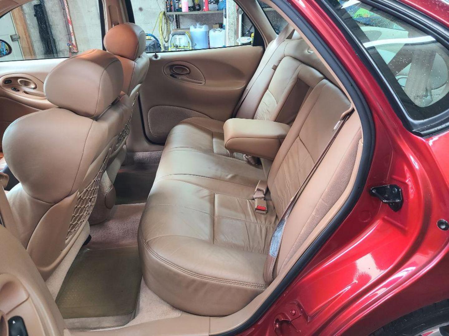 1996 RED FORD TAURUS SHO (1FALP54N4TA) with an 3.4L engine, Automatic transmission, located at 117 North Cameron Street, Harrisburg, PA, 17101, (717) 963-8962, 40.266762, -76.875259 - WE FINANCE!!! Good Credit/ Bad Credit/ No Credit - ALL Trade-Ins Welcomed!!! ***Guaranteed Credit Approval*** APPLY ONLINE or CALL us TODAY ;) Internet Prices and Marketplace Prices are SPECIAL discounted ***CASH DEALS*** Retail Prices are higher. Please call us to discuss your cash and finan - Photo#21