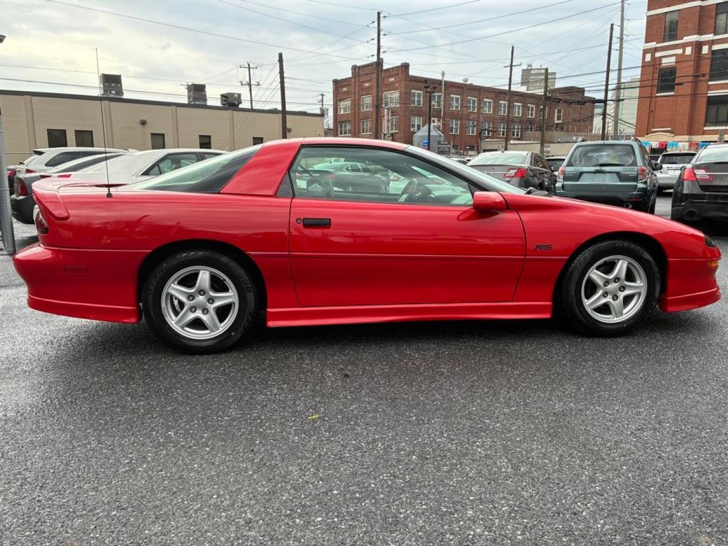 1997 RED CHEVROLET CAMARO BASE (2G1FP22K7V2) with an 3.8L engine, 5-Speed Manual transmission, located at 7981 Paxton Street, Harrisburg, PA, 17111, (717) 561-2926, 40.261490, -76.749229 - WE FINANCE!!! Good Credit/ Challenged Credit/ No Credit - ALL Trade-Ins Welcomed!!! APPLY ONLINE or CALL us TODAY ;) Please call us to discuss your cash and/or financing options. - Photo#5
