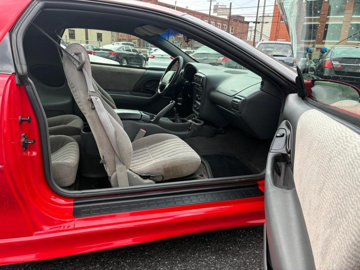 1997 RED CHEVROLET CAMARO BASE (2G1FP22K7V2) with an 3.8L engine, 5-Speed Manual transmission, located at 7981 Paxton Street, Harrisburg, PA, 17111, (717) 561-2926, 40.261490, -76.749229 - WE FINANCE!!! Good Credit/ Challenged Credit/ No Credit - ALL Trade-Ins Welcomed!!! APPLY ONLINE or CALL us TODAY ;) Please call us to discuss your cash and/or financing options. - Photo#9