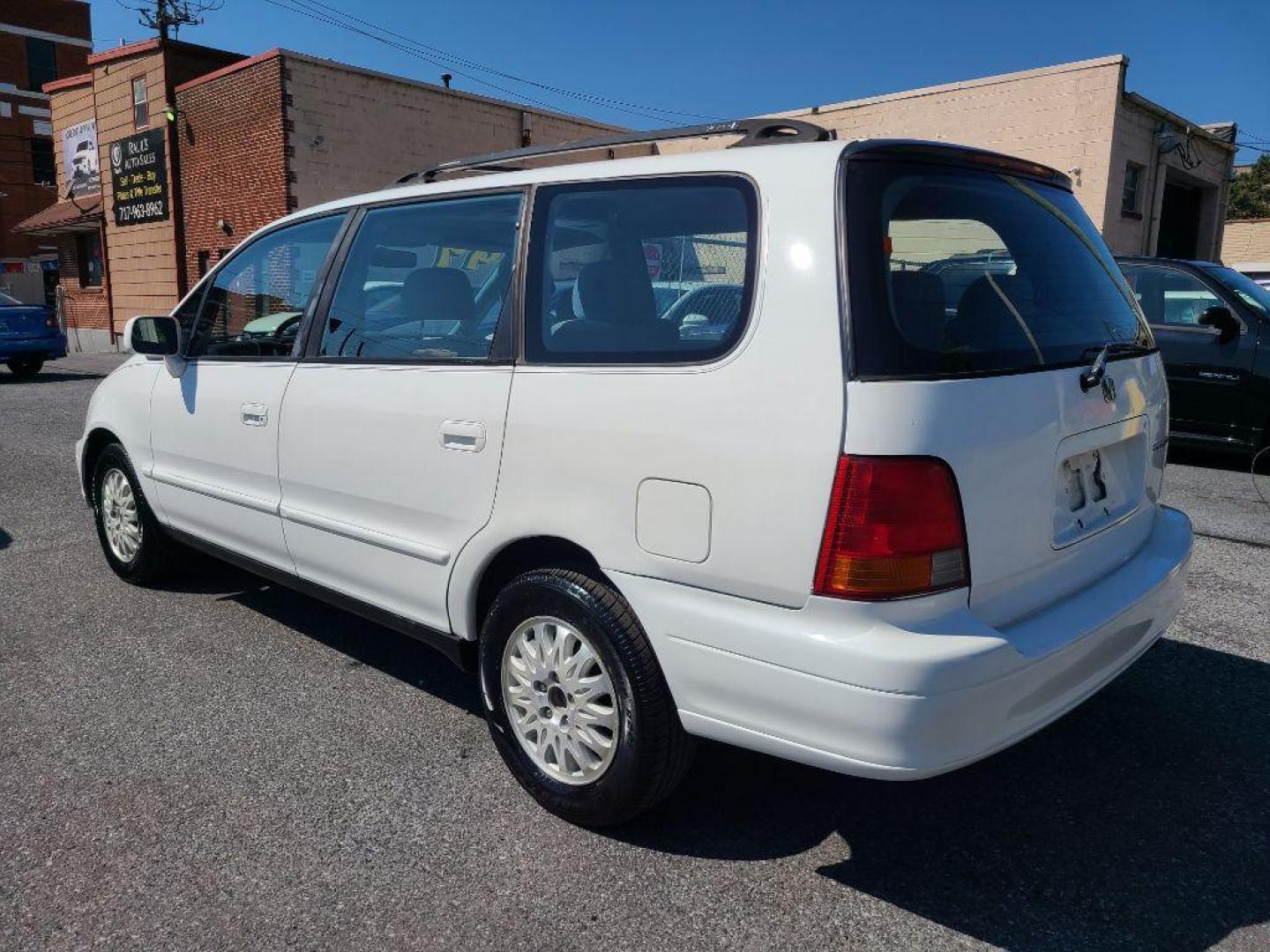 1997 WHITE HONDA ODYSSEY EX (JHMRA1879VC) with an 2.2L engine, Automatic transmission, located at 117 North Cameron Street, Harrisburg, PA, 17101, (717) 963-8962, 40.266762, -76.875259 - WE FINANCE!!! Good Credit/ Bad Credit/ No Credit - ALL Trade-Ins Welcomed!!! ***Guaranteed Credit Approval*** APPLY ONLINE or CALL us TODAY ;) Internet Prices and Marketplace Prices are SPECIAL discounted ***CASH DEALS*** Retail Prices are higher. Please call us to discuss your cash and finan - Photo#2