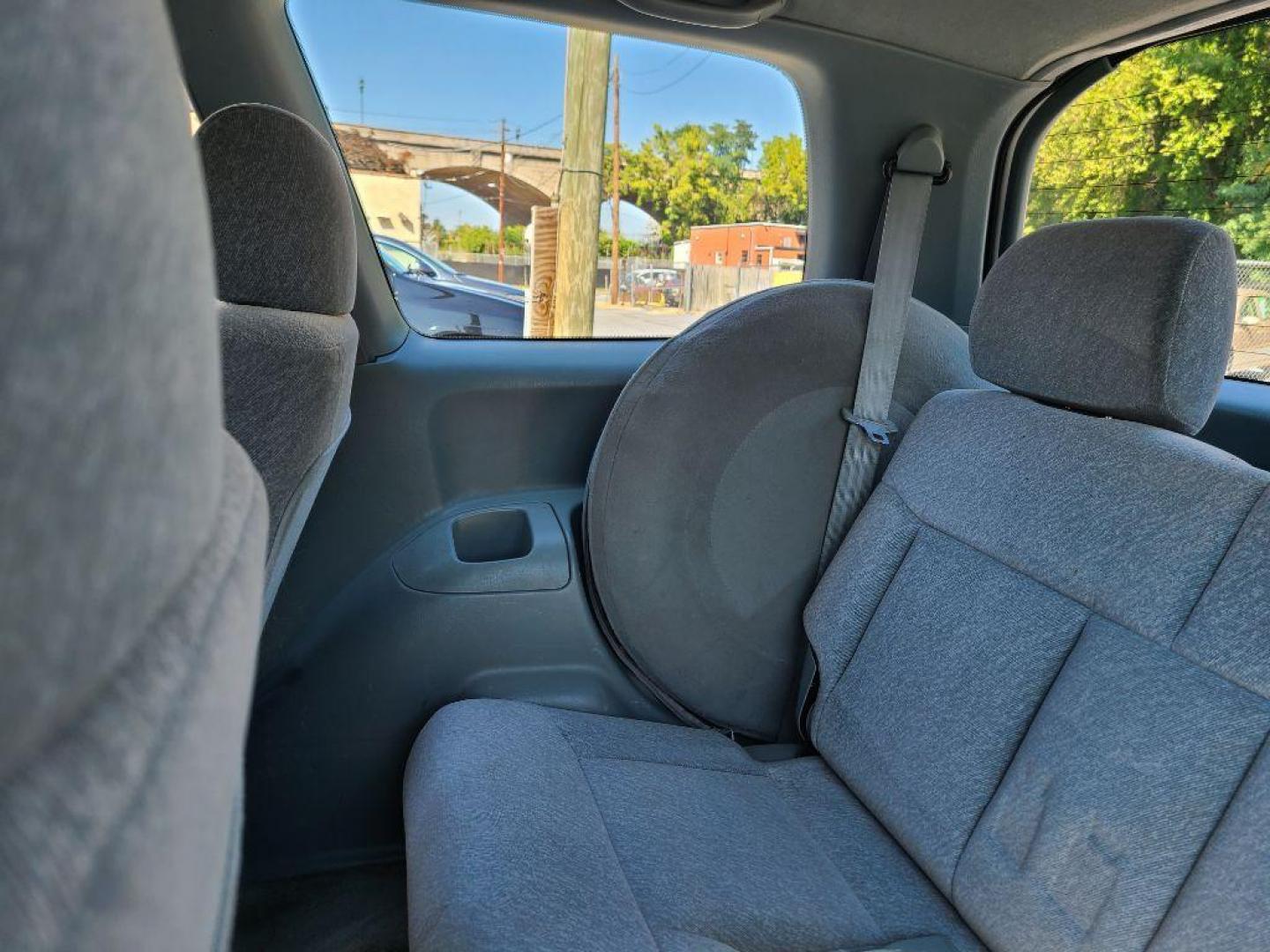 1997 WHITE HONDA ODYSSEY EX (JHMRA1879VC) with an 2.2L engine, Automatic transmission, located at 117 North Cameron Street, Harrisburg, PA, 17101, (717) 963-8962, 40.266762, -76.875259 - WE FINANCE!!! Good Credit/ Bad Credit/ No Credit - ALL Trade-Ins Welcomed!!! ***Guaranteed Credit Approval*** APPLY ONLINE or CALL us TODAY ;) Internet Prices and Marketplace Prices are SPECIAL discounted ***CASH DEALS*** Retail Prices are higher. Please call us to discuss your cash and finan - Photo#12