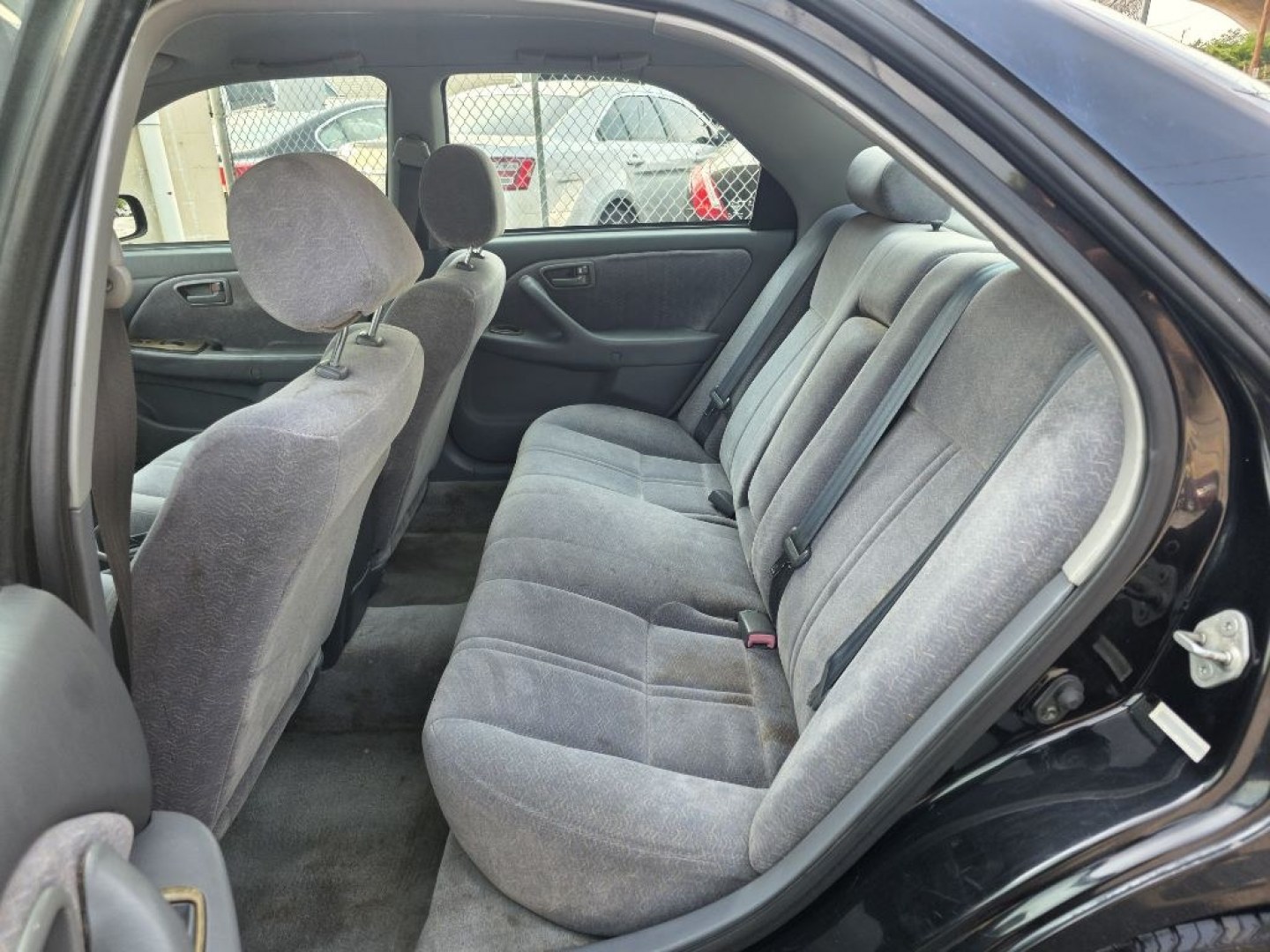 1999 BLACK TOYOTA CAMRY CE (4T1BG22K0XU) with an 2.2L engine, Automatic transmission, located at 7981 Paxton Street, Harrisburg, PA, 17111, (717) 561-2926, 40.261490, -76.749229 - $1700 CASH DEAL, RUNS AND DRIVES, COLD A/C. TRADE IN SPECIAL. NOT INSPECTED AS-IS- Photo#7
