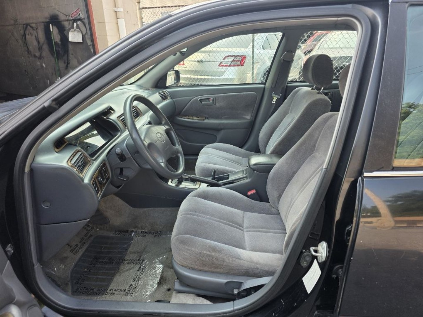 1999 BLACK TOYOTA CAMRY CE (4T1BG22K0XU) with an 2.2L engine, Automatic transmission, located at 7981 Paxton Street, Harrisburg, PA, 17111, (717) 561-2926, 40.261490, -76.749229 - $1700 CASH DEAL, RUNS AND DRIVES, COLD A/C. TRADE IN SPECIAL. NOT INSPECTED AS-IS- Photo#12