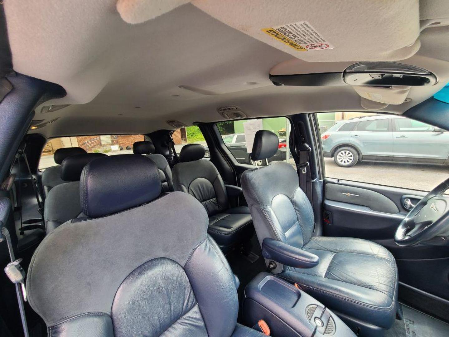 2001 BLUE CHRYSLER TOWN and COUNTRY LIMITED (2C8GP64LX1R) with an 3.8L engine, Automatic transmission, located at 117 North Cameron Street, Harrisburg, PA, 17101, (717) 963-8962, 40.266762, -76.875259 - WE FINANCE!!! Good Credit/ Bad Credit/ No Credit - ALL Trade-Ins Welcomed!!! ***Guaranteed Credit Approval*** APPLY ONLINE or CALL us TODAY ;) Internet Prices and Marketplace Prices are SPECIAL discounted ***CASH DEALS*** Retail Prices are higher. Please call us to discuss your cash and finan - Photo#16