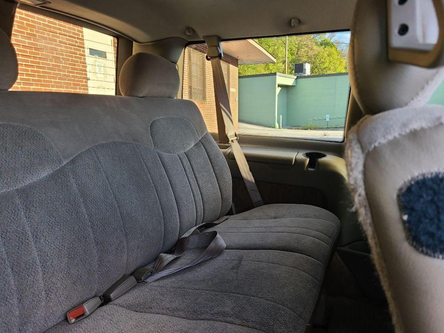 2001 BLUE GMC SAFARI XT (1GKDM19W11B) with an 4.3L engine, Automatic transmission, located at 117 North Cameron Street, Harrisburg, PA, 17101, (717) 963-8962, 40.266762, -76.875259 - WE FINANCE!!! Good Credit/ Bad Credit/ No Credit - ALL Trade-Ins Welcomed!!! ***Guaranteed Credit Approval*** APPLY ONLINE or CALL us TODAY ;) Please call us to discuss your cash and financing options. - Photo#11