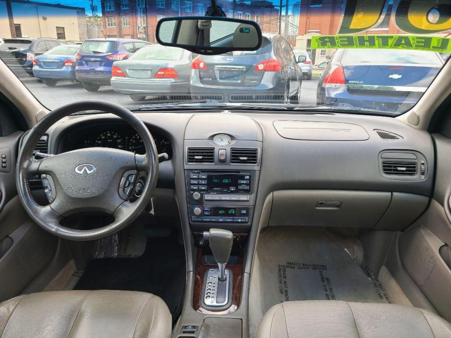 2001 WHITE INFINITI I30 SEDAN (JNKCA31AX1T) with an 3.0L engine, Automatic transmission, located at 117 North Cameron Street, Harrisburg, PA, 17101, (717) 963-8962, 40.266762, -76.875259 - WE FINANCE!!! Good Credit/ Bad Credit/ No Credit - ALL Trade-Ins Welcomed!!! ***Guaranteed Credit Approval*** APPLY ONLINE or CALL us TODAY ;) Internet Prices and Marketplace Prices are SPECIAL discounted ***CASH DEALS*** Retail Prices are higher. Please call us to discuss your cash and finan - Photo#9