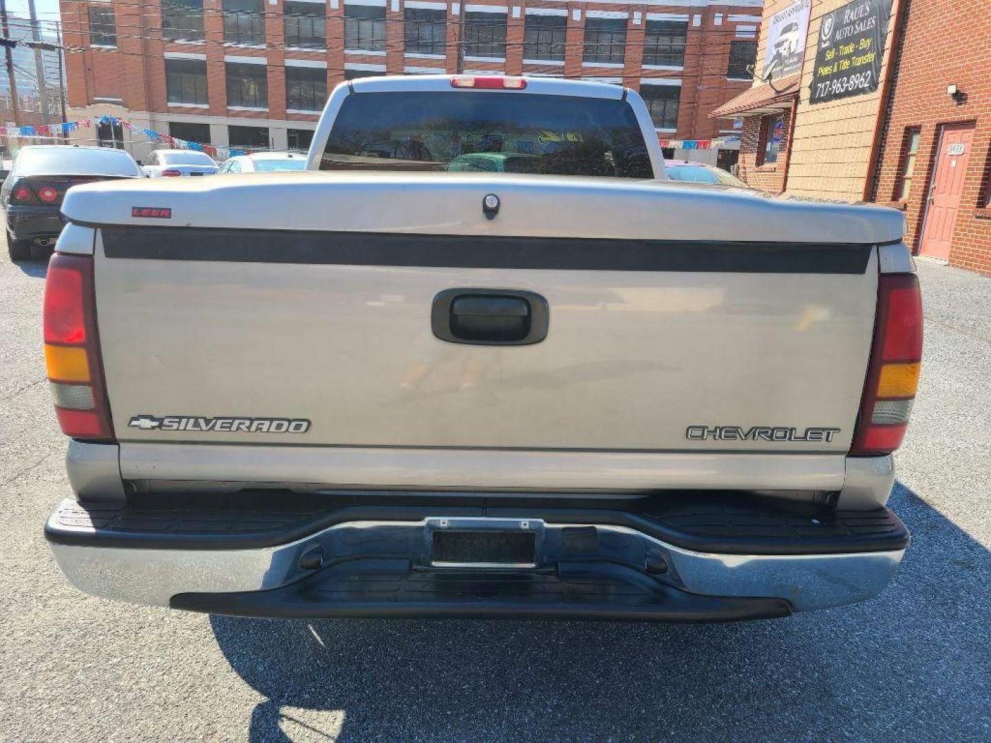 2002 TAN CHEVROLET SILVERADO 1500 LS EXT CAB (2GCEC19V221) with an 4.8L engine, Automatic transmission, located at 117 North Cameron Street, Harrisburg, PA, 17101, (717) 963-8962, 40.266762, -76.875259 - WE FINANCE!!! Good Credit/ Bad Credit/ No Credit - ALL Trade-Ins Welcomed!!! ***Guaranteed Credit Approval*** APPLY ONLINE or CALL us TODAY ;) Internet Prices and Marketplace Prices are SPECIAL discounted ***CASH DEALS*** Retail Prices are higher. Please call us to discuss your cash and finan - Photo#3
