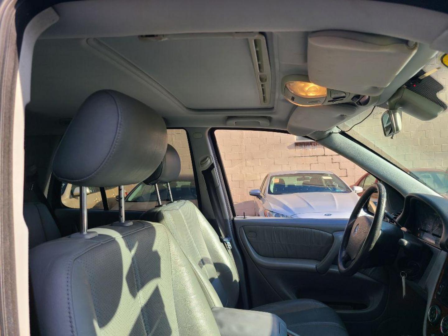 2002 BLUE MERCEDES-BENZ ML 320 (4JGAB54E12A) with an 3.2L engine, Automatic transmission, located at 117 North Cameron Street, Harrisburg, PA, 17101, (717) 963-8962, 40.266762, -76.875259 - WE FINANCE!!! Good Credit/ Bad Credit/ No Credit - ALL Trade-Ins Welcomed!!! ***Guaranteed Credit Approval*** APPLY ONLINE or CALL us TODAY ;) Please call us to discuss your cash and financing options. - Photo#8