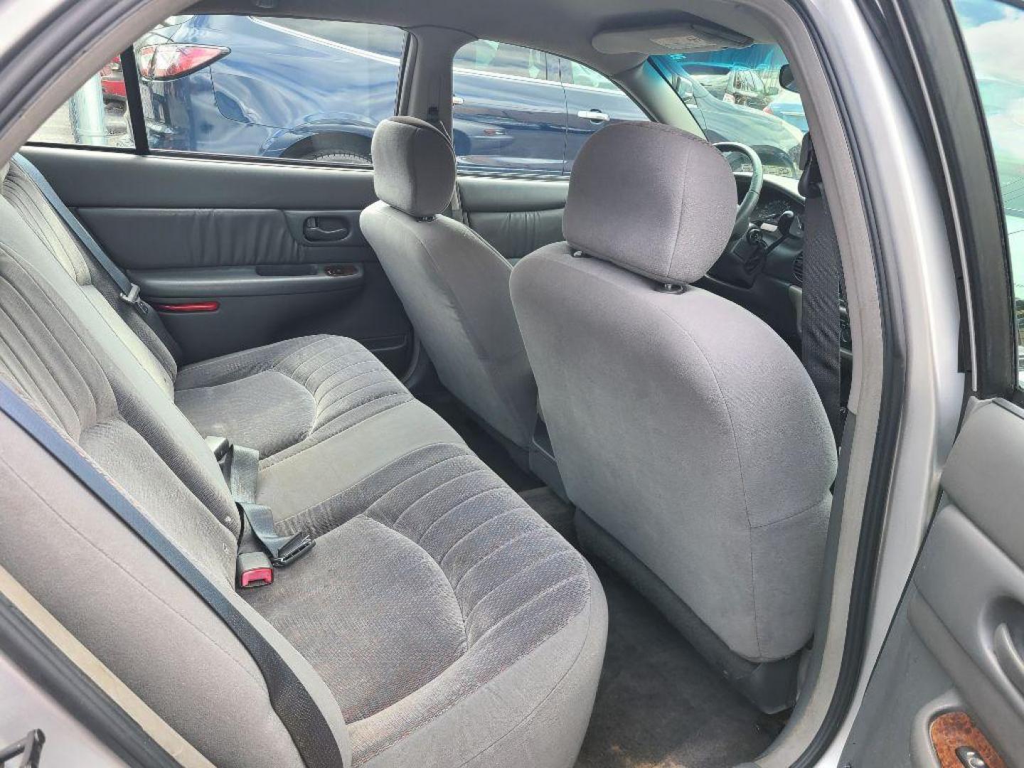 2003 SILVER BUICK CENTURY CUSTOM (2G4WS52J831) with an 3.1L engine, Automatic transmission, located at 117 North Cameron Street, Harrisburg, PA, 17101, (717) 963-8962, 40.266762, -76.875259 - WE FINANCE!!! Good Credit/ Bad Credit/ No Credit - ALL Trade-Ins Welcomed!!! ***Guaranteed Credit Approval*** APPLY ONLINE or CALL us TODAY ;) Internet Prices and Marketplace Prices are SPECIAL discounted ***CASH DEALS*** Retail Prices are higher. Please call us to discuss your cash and finan - Photo#10