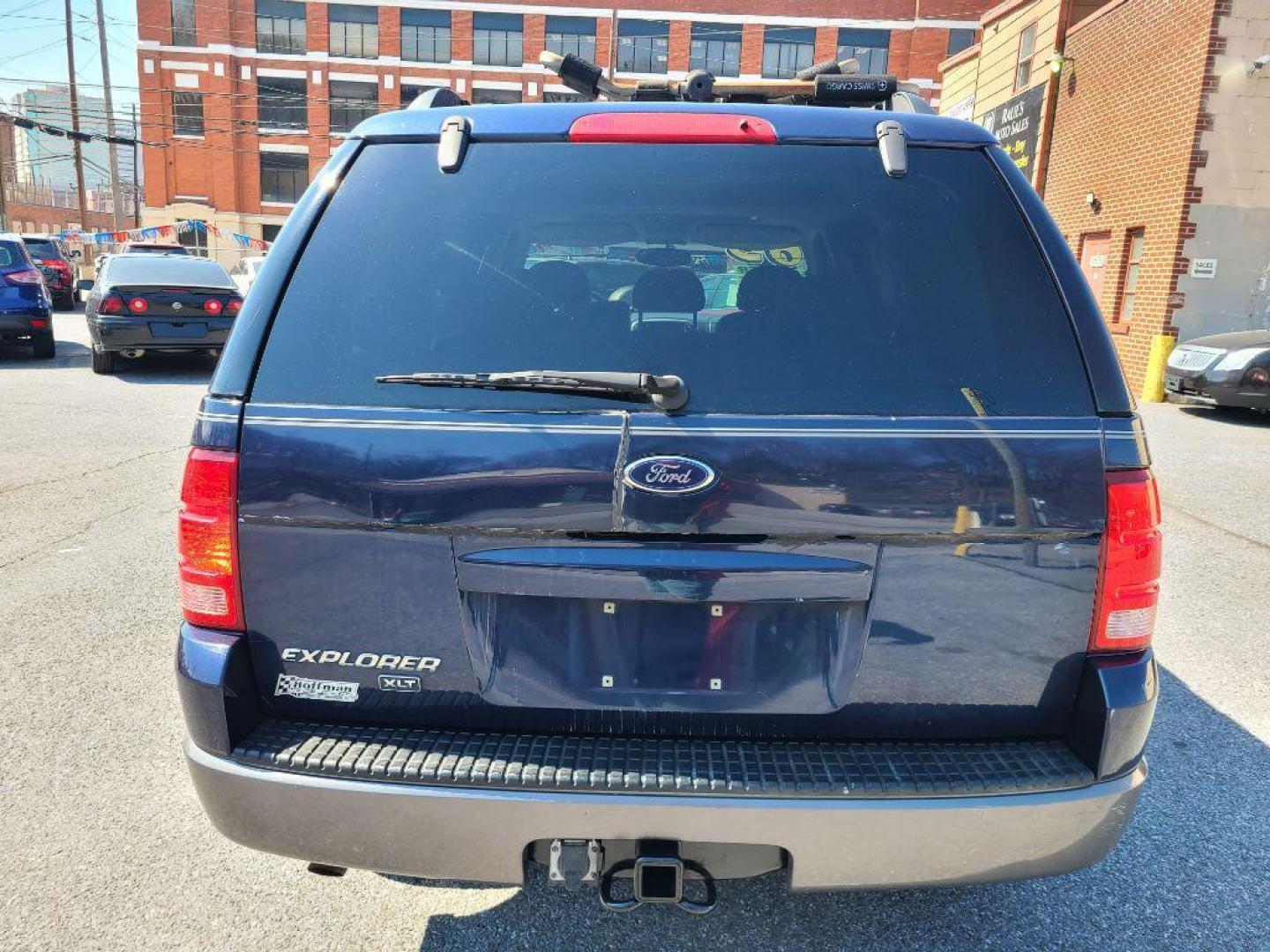 2003 BLUE FORD EXPLORER XLT (1FMZU73KX3U) with an 4.0L engine, Automatic transmission, located at 117 North Cameron Street, Harrisburg, PA, 17101, (717) 963-8962, 40.266762, -76.875259 - WE FINANCE!!! Good Credit/ Bad Credit/ No Credit - ALL Trade-Ins Welcomed!!! ***Guaranteed Credit Approval*** APPLY ONLINE or CALL us TODAY ;) Internet Prices and Marketplace Prices are SPECIAL discounted ***CASH DEALS*** Retail Prices are higher. Please call us to discuss your cash and finan - Photo#3