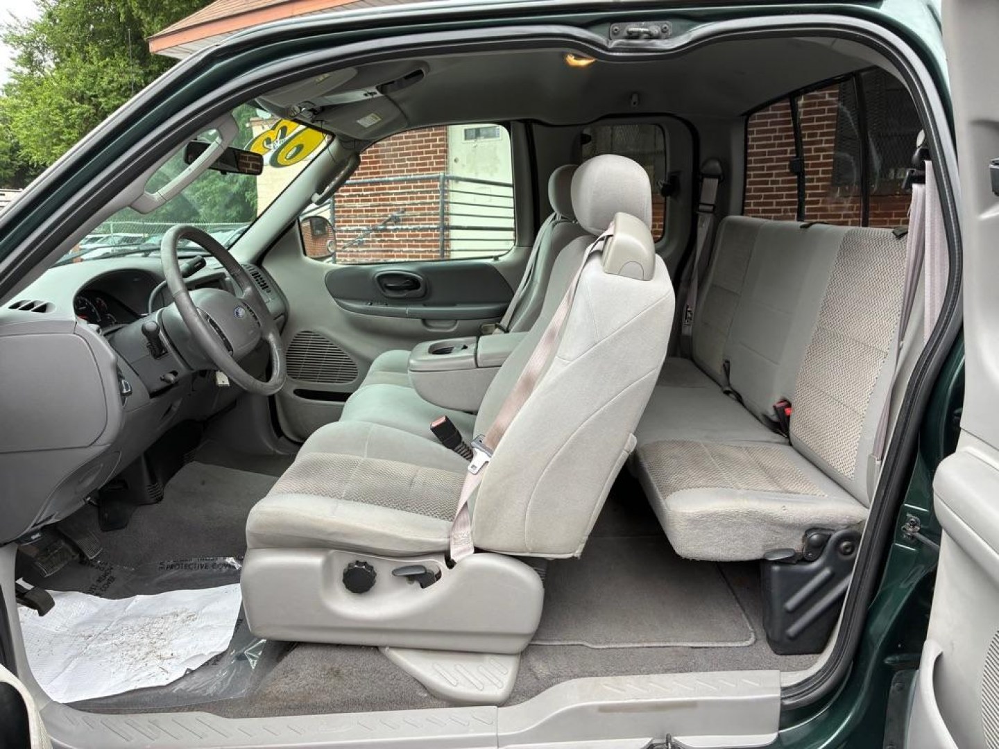2003 GREEN FORD F150 (1FTRX17243N) with an 4.2L engine, Automatic transmission, located at 117 North Cameron Street, Harrisburg, PA, 17101, (717) 963-8962, 40.266762, -76.875259 - WE FINANCE!!! MOST vehicles are available for financing. Good Credit/ Challenged Credit/ No Credit - ALL Trade-Ins Welcomed!!! APPLY ONLINE or CALL us TODAY Please call us to discuss your cash and/or financing options. Thanks for checking our inventory! We're here to help.- Photo#13