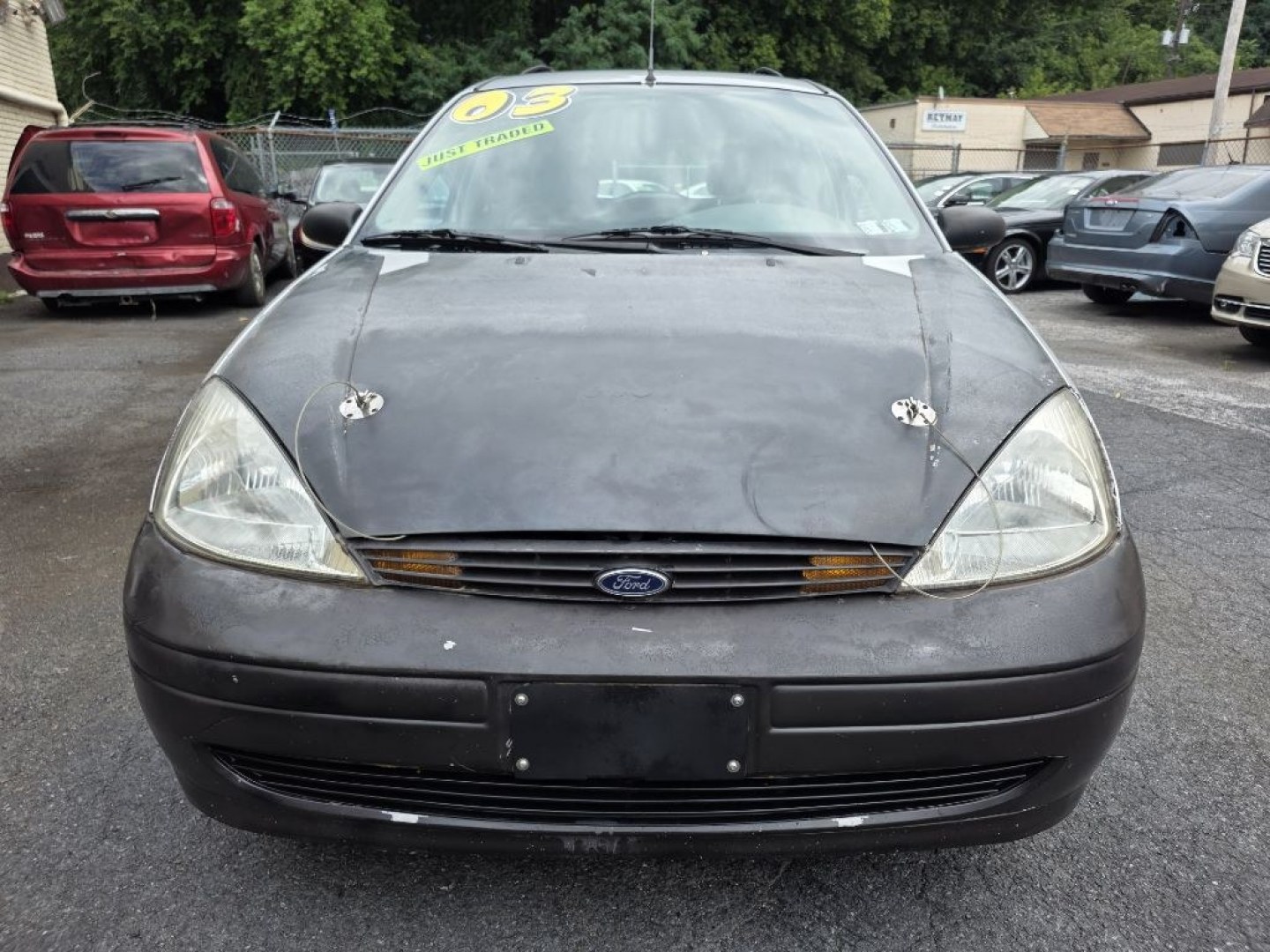 2003 SILVER FORD FOCUS SE (1FAFP36313W) with an 2.0L engine, Automatic transmission, located at 117 North Cameron Street, Harrisburg, PA, 17101, (717) 963-8962, 40.266762, -76.875259 - $1700 CASH DEAL, RUNS AND DRIVES, COLD A/C. TRADE IN SPECIAL. NOT INSPECTED AS-IS- Photo#7