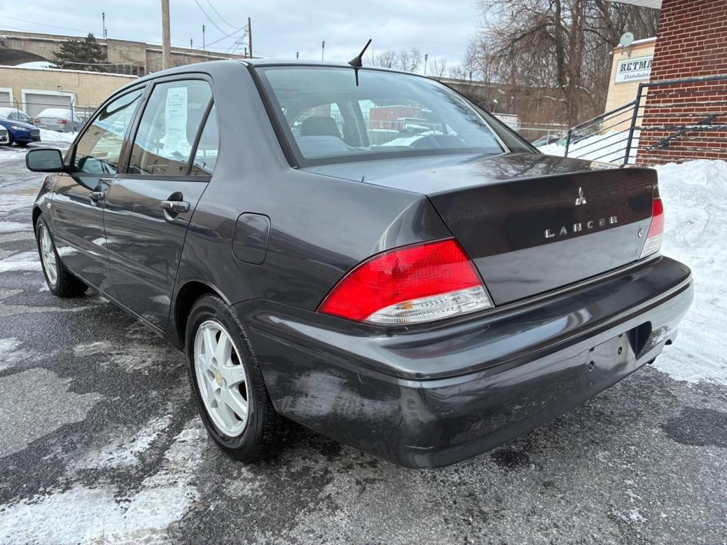 2003 GRAY MITSUBISHI LANCER LS (JA3AJ36E93U) with an 2.0L engine, Automatic transmission, located at 117 North Cameron Street, Harrisburg, PA, 17101, (717) 963-8962, 40.266762, -76.875259 - WE FINANCE!!! Good Credit/ Challenged Credit/ No Credit - ALL Trade-Ins Welcomed!!! APPLY ONLINE or CALL us TODAY ;) Please call us to discuss your cash and/or financing options. - Photo#2