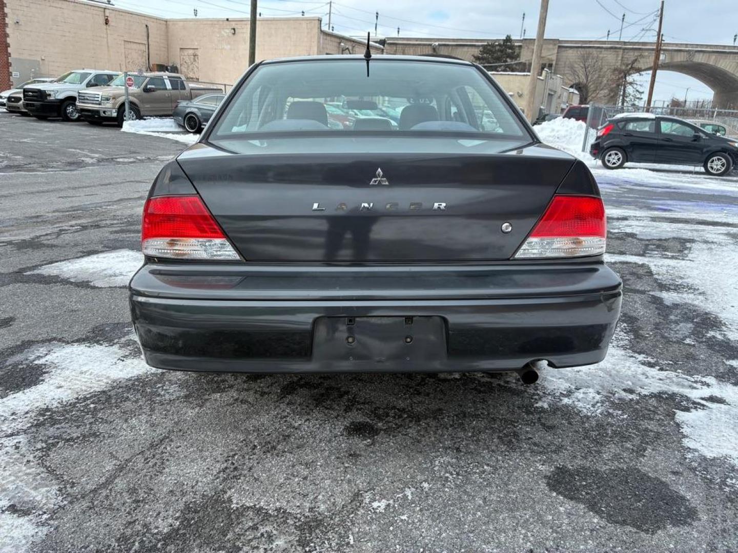2003 GRAY MITSUBISHI LANCER LS (JA3AJ36E93U) with an 2.0L engine, Automatic transmission, located at 117 North Cameron Street, Harrisburg, PA, 17101, (717) 963-8962, 40.266762, -76.875259 - WE FINANCE!!! Good Credit/ Challenged Credit/ No Credit - ALL Trade-Ins Welcomed!!! APPLY ONLINE or CALL us TODAY ;) Please call us to discuss your cash and/or financing options. - Photo#3