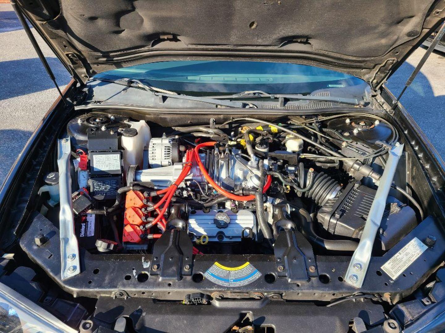 2004 BLACK CHEVROLET IMPALA SS (2G1WP521949) with an 3.8L engine, Automatic transmission, located at 117 North Cameron Street, Harrisburg, PA, 17101, (717) 963-8962, 40.266762, -76.875259 - WE FINANCE!!! Good Credit/ Bad Credit/ No Credit - ALL Trade-Ins Welcomed!!! ***Guaranteed Credit Approval*** APPLY ONLINE or CALL us TODAY ;) Internet Prices and Marketplace Prices are SPECIAL discounted ***CASH DEALS*** Retail Prices are higher. Please call us to discuss your cash and finan - Photo#8