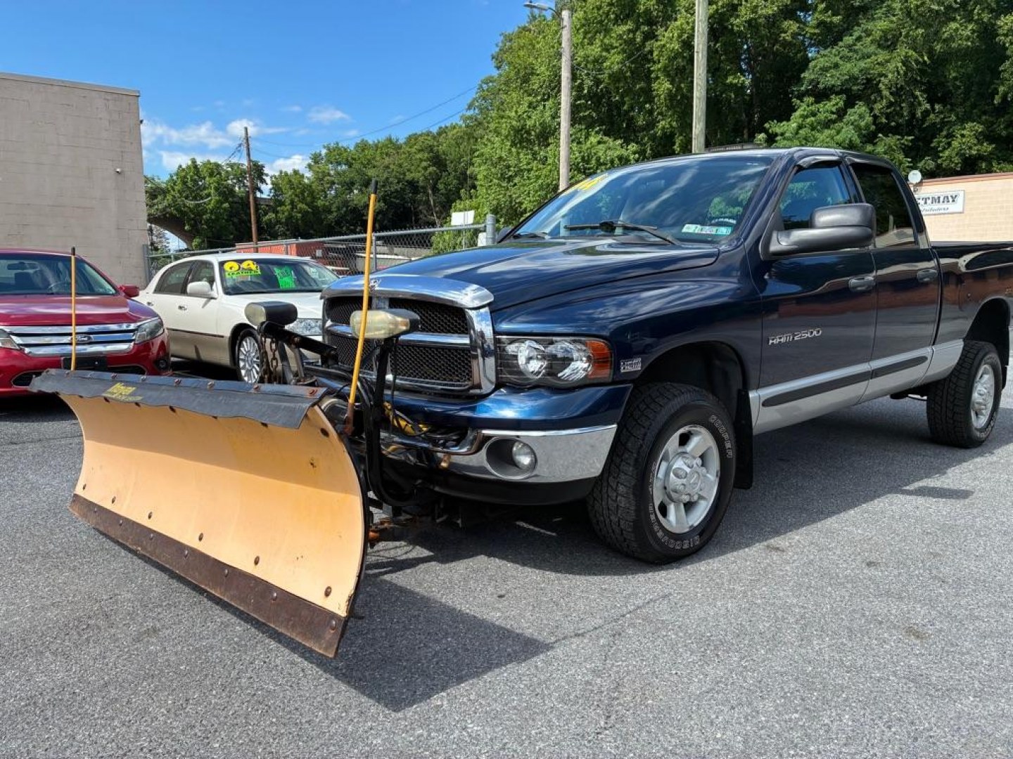 2004 BLUE DODGE RAM 2500 ST (3D7KU28D44G) with an 5.7L engine, Automatic transmission, located at 117 North Cameron Street, Harrisburg, PA, 17101, (717) 963-8962, 40.266762, -76.875259 - WE FINANCE!!! MOST vehicles are available for financing. Good Credit/ Challenged Credit/ No Credit - ALL Trade-Ins Welcomed!!! APPLY ONLINE or CALL us TODAY Please call us to discuss your cash and/or financing options. Thanks for checking our inventory! We're here to help.- Photo#9