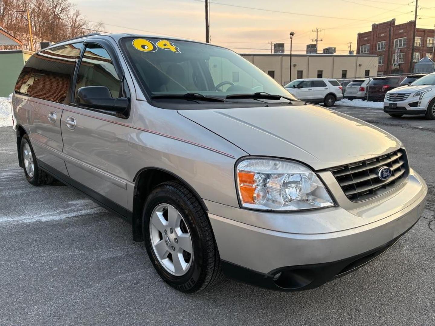 2004 SILVER FORD FREESTAR SES (2FMZA57614B) with an 3.9L engine, Automatic transmission, located at 117 North Cameron Street, Harrisburg, PA, 17101, (717) 963-8962, 40.266762, -76.875259 - WE FINANCE!!! Good Credit/ Challenged Credit/ No Credit - ALL Trade-Ins Welcomed!!! APPLY ONLINE or CALL us TODAY ;) Please call us to discuss your cash and/or financing options. - Photo#6