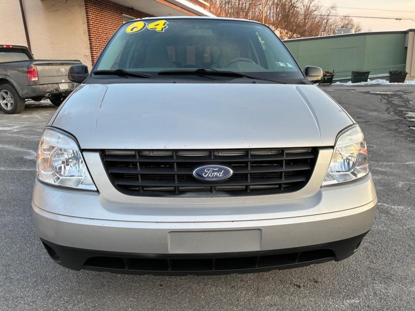 2004 SILVER FORD FREESTAR SES (2FMZA57614B) with an 3.9L engine, Automatic transmission, located at 117 North Cameron Street, Harrisburg, PA, 17101, (717) 963-8962, 40.266762, -76.875259 - WE FINANCE!!! Good Credit/ Challenged Credit/ No Credit - ALL Trade-Ins Welcomed!!! APPLY ONLINE or CALL us TODAY ;) Please call us to discuss your cash and/or financing options. - Photo#7