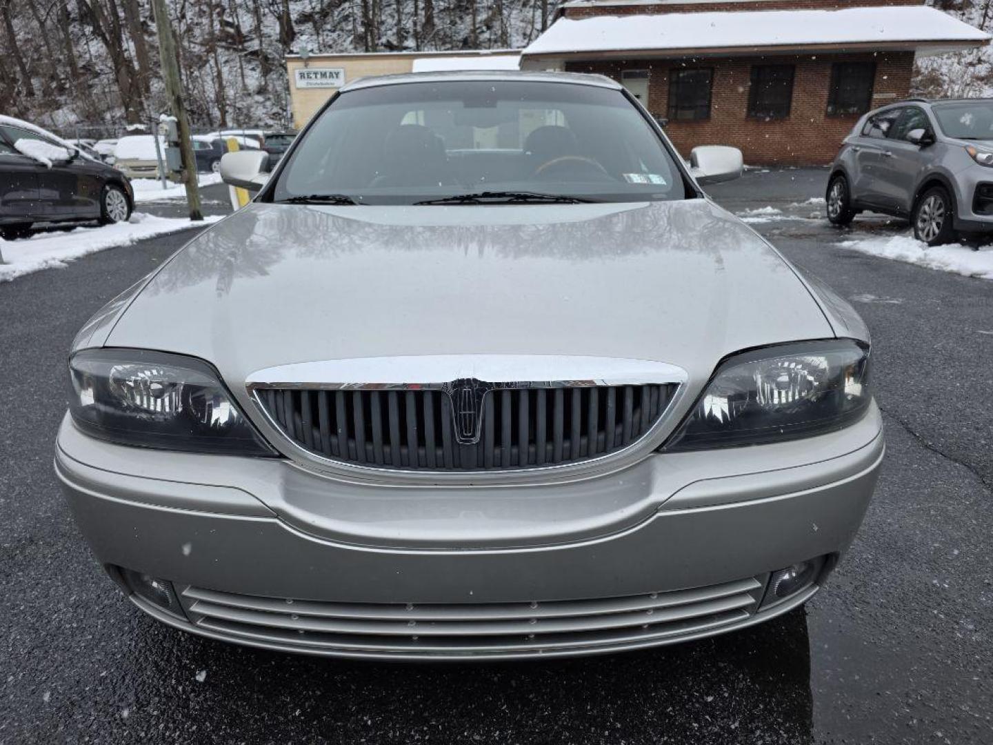 2004 SILVER LINCOLN LS SPORT (1LNHM87A04Y) with an 3.9L engine, Automatic transmission, located at 117 North Cameron Street, Harrisburg, PA, 17101, (717) 963-8962, 40.266762, -76.875259 - WE FINANCE!!! Good Credit/ Challenged Credit/ No Credit - ALL Trade-Ins Welcomed!!! APPLY ONLINE or CALL us TODAY ;) Please call us to discuss your cash and/or financing options. - Photo#7