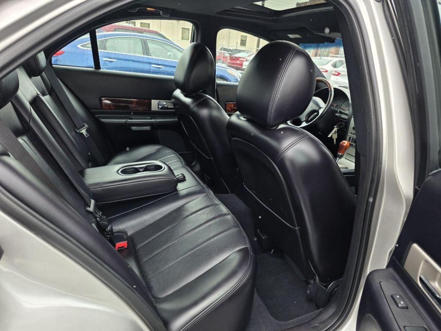 2004 SILVER LINCOLN LS SPORT (1LNHM87A04Y) with an 3.9L engine, Automatic transmission, located at 117 North Cameron Street, Harrisburg, PA, 17101, (717) 963-8962, 40.266762, -76.875259 - WE FINANCE!!! Good Credit/ Challenged Credit/ No Credit - ALL Trade-Ins Welcomed!!! APPLY ONLINE or CALL us TODAY ;) Please call us to discuss your cash and/or financing options. - Photo#10