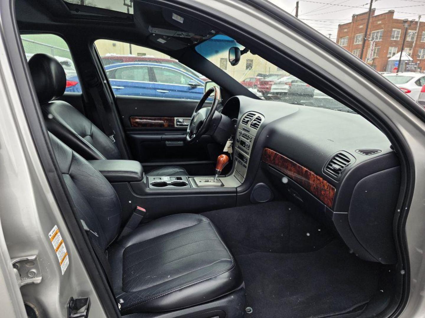 2004 SILVER LINCOLN LS SPORT (1LNHM87A04Y) with an 3.9L engine, Automatic transmission, located at 117 North Cameron Street, Harrisburg, PA, 17101, (717) 963-8962, 40.266762, -76.875259 - WE FINANCE!!! Good Credit/ Challenged Credit/ No Credit - ALL Trade-Ins Welcomed!!! APPLY ONLINE or CALL us TODAY ;) Please call us to discuss your cash and/or financing options. - Photo#13