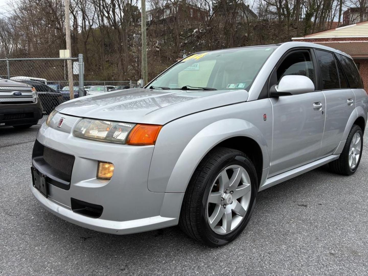 2004 SILVER SATURN VUE SUV (5GZCZ53404S) with an 3.5L engine, Automatic transmission, located at 117 North Cameron Street, Harrisburg, PA, 17101, (717) 963-8962, 40.266762, -76.875259 - WE FINANCE!!! Good Credit/ Challenged Credit/ No Credit - ALL Trade-Ins Welcomed!!! APPLY ONLINE or CALL us TODAY ;) Please call us to discuss your cash and/or financing options. - Photo#0