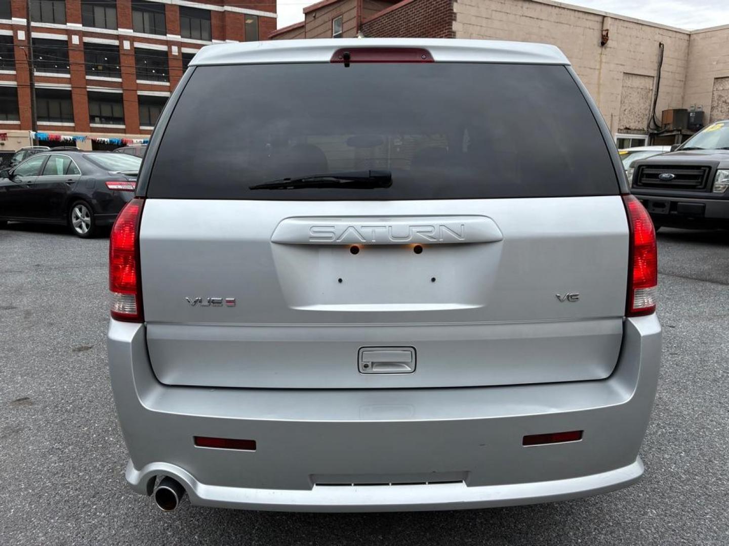 2004 SILVER SATURN VUE SUV (5GZCZ53404S) with an 3.5L engine, Automatic transmission, located at 117 North Cameron Street, Harrisburg, PA, 17101, (717) 963-8962, 40.266762, -76.875259 - WE FINANCE!!! Good Credit/ Challenged Credit/ No Credit - ALL Trade-Ins Welcomed!!! APPLY ONLINE or CALL us TODAY ;) Please call us to discuss your cash and/or financing options. - Photo#3
