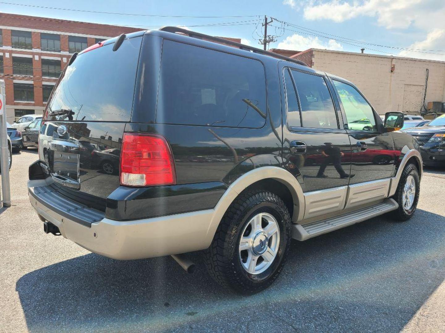 2005 BLACK FORD EXPEDITION EDDIE BAUER (1FMFU18545L) with an 5.4L engine, Automatic transmission, located at 117 North Cameron Street, Harrisburg, PA, 17101, (717) 963-8962, 40.266762, -76.875259 - WE FINANCE!!! Good Credit/ Bad Credit/ No Credit - ALL Trade-Ins Welcomed!!! ***Guaranteed Credit Approval*** APPLY ONLINE or CALL us TODAY ;) Internet Prices and Marketplace Prices are SPECIAL discounted ***CASH DEALS*** Retail Prices are higher. Please call us to discuss your cash and finan - Photo#2