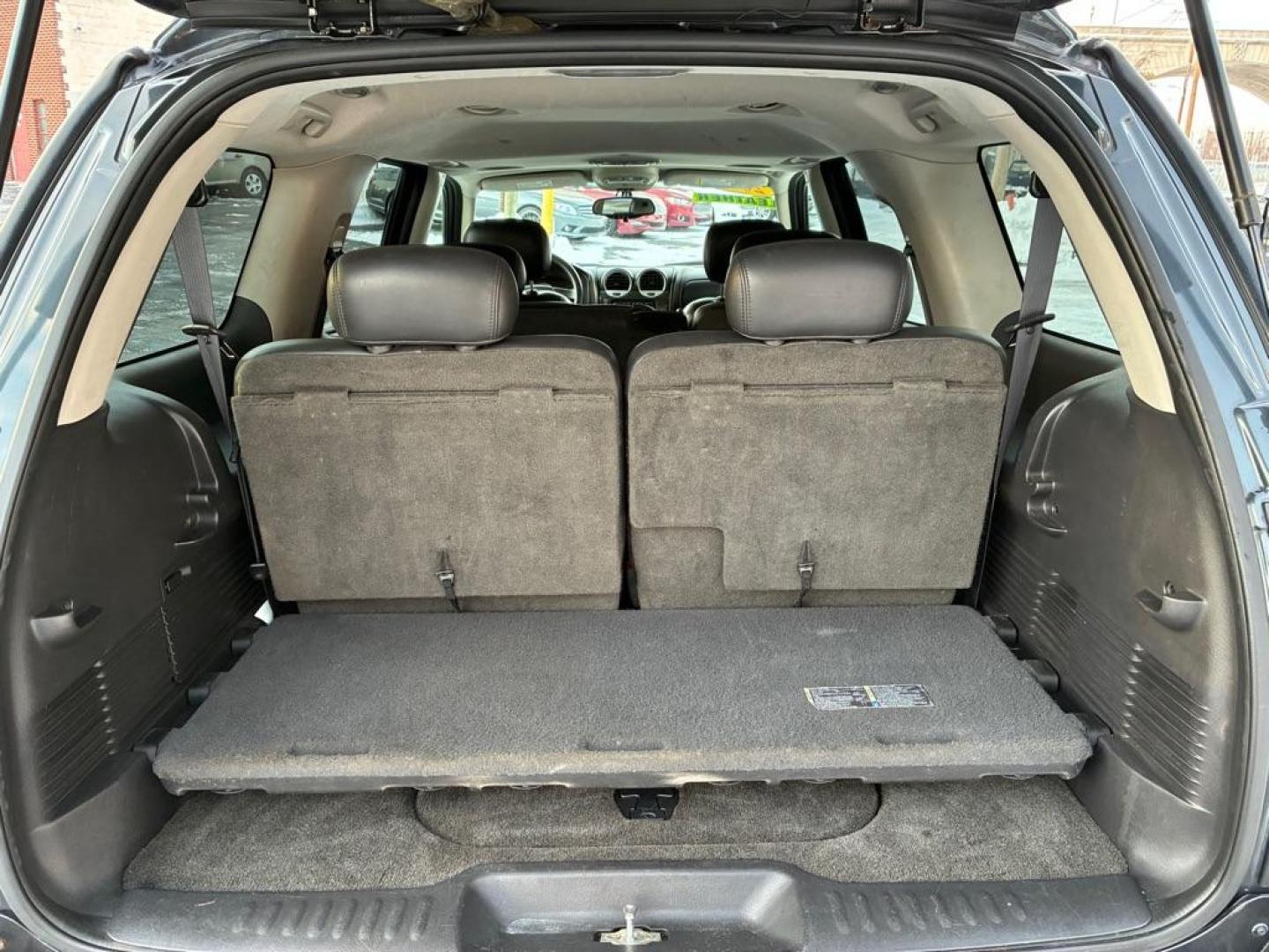 2005 BLACK GMC ENVOY XL SLE (1GKET16S056) with an 4.2L engine, Automatic transmission, located at 117 North Cameron Street, Harrisburg, PA, 17101, (717) 963-8962, 40.266762, -76.875259 - WE FINANCE!!! Good Credit/ Challenged Credit/ No Credit - ALL Trade-Ins Welcomed!!! APPLY ONLINE or CALL us TODAY ;) Please call us to discuss your cash and/or financing options. - Photo#13