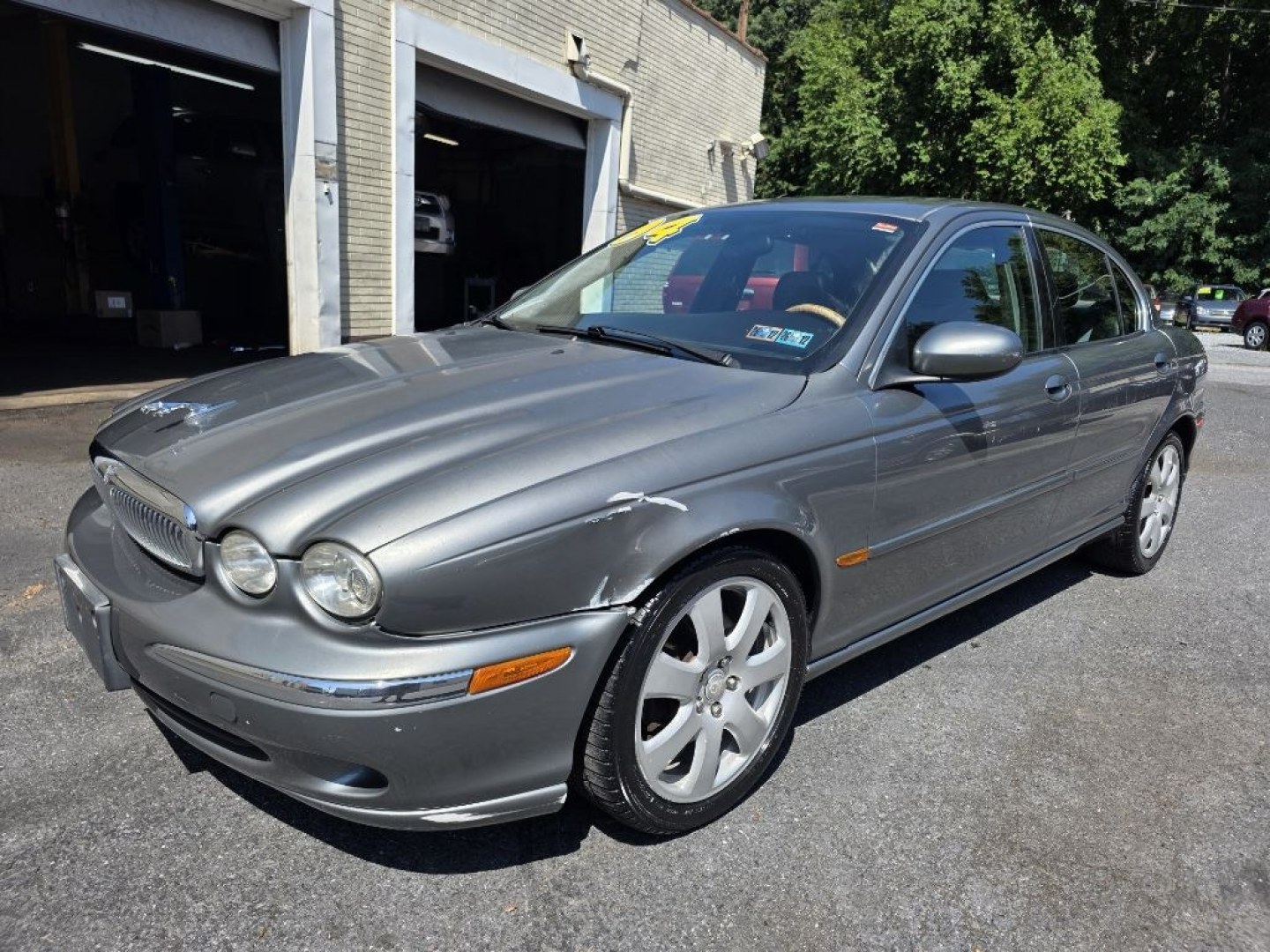 2005 GREY JAGUAR X-TYPE 3.0 (SAJWA51C65W) with an 3.0L engine, Automatic transmission, located at 7981 Paxton Street, Harrisburg, PA, 17111, (717) 561-2926, 40.261490, -76.749229 - $1600 CASH DEAL, RUNS AND DRIVES. TRADE IN SPECIAL. INSPECTED TIL 12/26 AS-IS- Photo#0