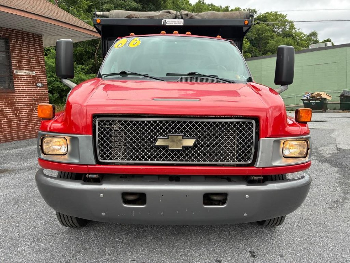 2006 RED CHEVROLET C4500 C4C042 (1GBE4C1296F) , Automatic transmission, located at 117 North Cameron Street, Harrisburg, PA, 17101, (717) 963-8962, 40.266762, -76.875259 - WE FINANCE!!! MOST vehicles are available for financing. Good Credit/ Challenged Credit/ No Credit - ALL Trade-Ins Welcomed!!! APPLY ONLINE or CALL us TODAY Please call us to discuss your cash and/or financing options. Thanks for checking our inventory! We're here to help.- Photo#7