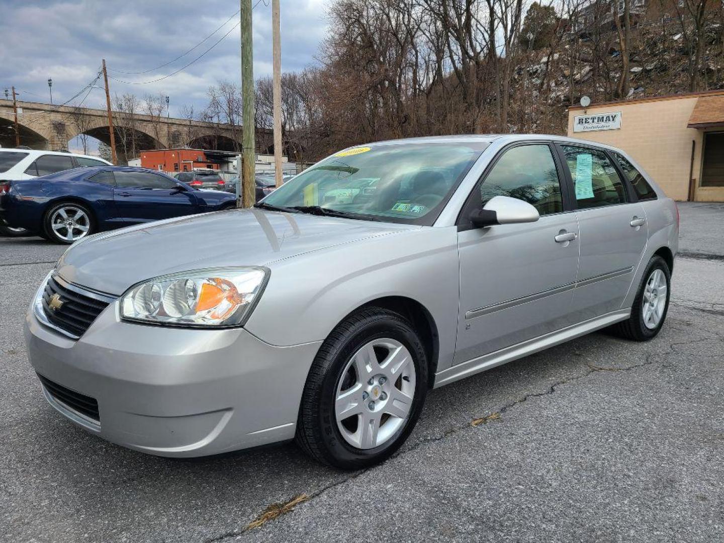 2006 SILVER CHEVROLET MALIBU MAXX LT (1G1ZT61836F) with an 3.5L engine, Automatic transmission, located at 117 North Cameron Street, Harrisburg, PA, 17101, (717) 963-8962, 40.266762, -76.875259 - WE FINANCE!!! Good Credit/ Bad Credit/ No Credit - ALL Trade-Ins Welcomed!!! ***Guaranteed Credit Approval*** APPLY ONLINE or CALL us TODAY ;) Internet Prices and Marketplace Prices are SPECIAL discounted ***CASH DEALS*** Retail Prices are higher. Please call us to discuss your cash and finan - Photo#0