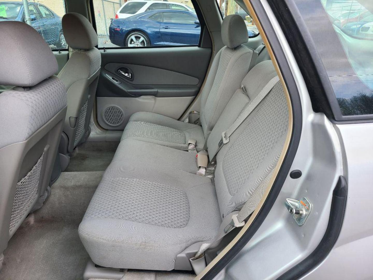 2006 SILVER CHEVROLET MALIBU MAXX LT (1G1ZT61836F) with an 3.5L engine, Automatic transmission, located at 117 North Cameron Street, Harrisburg, PA, 17101, (717) 963-8962, 40.266762, -76.875259 - WE FINANCE!!! Good Credit/ Bad Credit/ No Credit - ALL Trade-Ins Welcomed!!! ***Guaranteed Credit Approval*** APPLY ONLINE or CALL us TODAY ;) Internet Prices and Marketplace Prices are SPECIAL discounted ***CASH DEALS*** Retail Prices are higher. Please call us to discuss your cash and finan - Photo#12