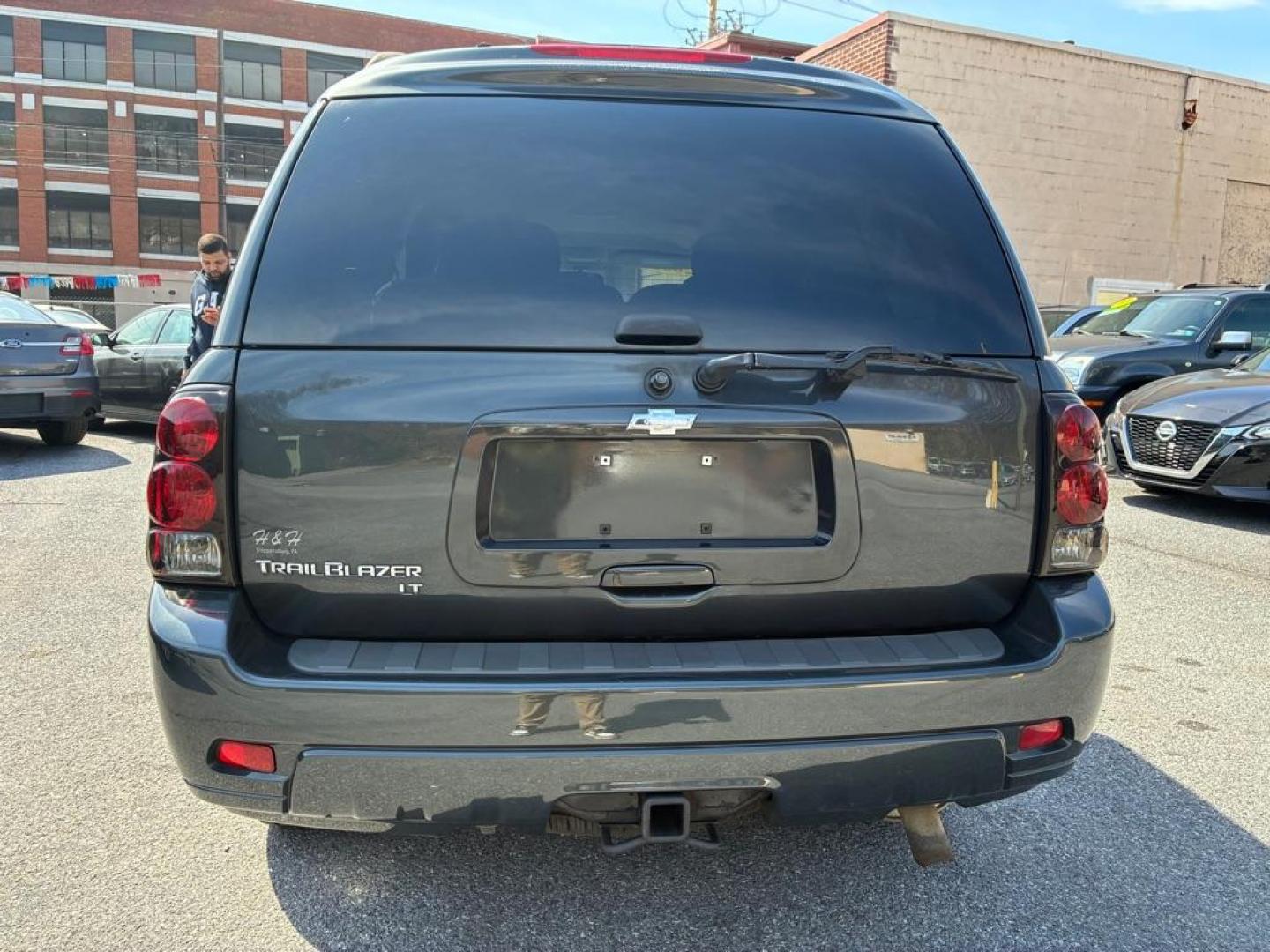 2006 GRAY CHEVROLET TRAILBLAZER EXT LS (1GNET16S966) with an 4.2L engine, Automatic transmission, located at 117 North Cameron Street, Harrisburg, PA, 17101, (717) 963-8962, 40.266762, -76.875259 - WE FINANCE!!! Good Credit/ Challenged Credit/ No Credit - ALL Trade-Ins Welcomed!!! APPLY ONLINE or CALL us TODAY ;) Please call us to discuss your cash and/or financing options. - Photo#3