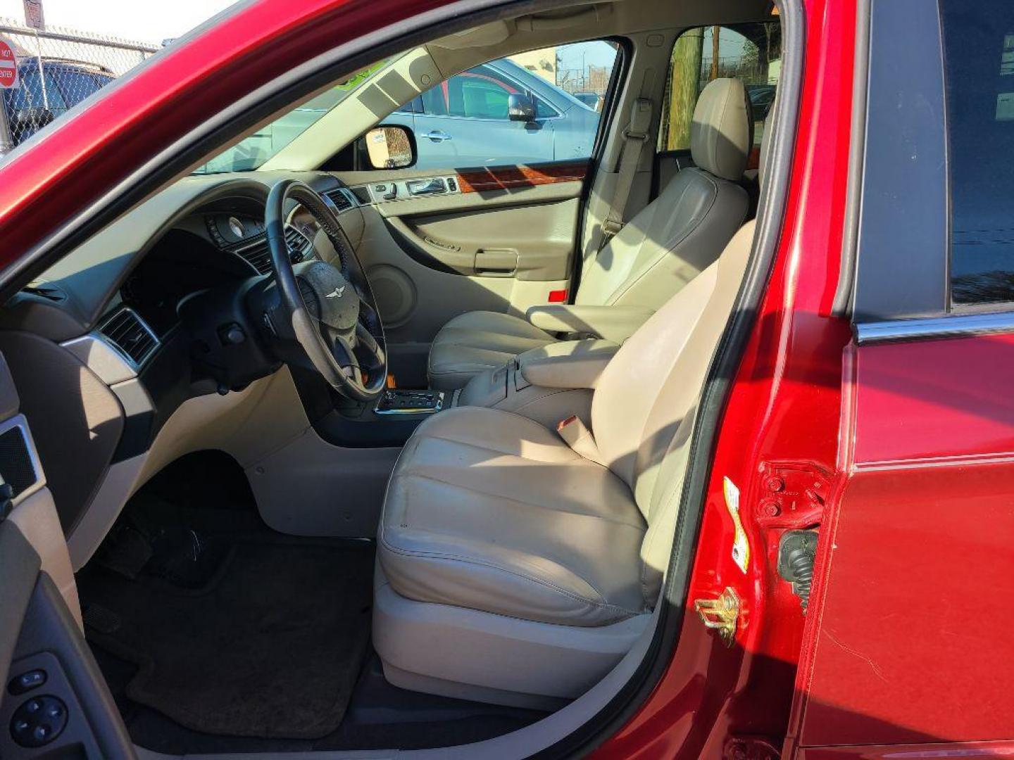 2006 RED CHRYSLER PACIFICA TOURING (2A8GF68436R) with an 3.5L engine, Automatic transmission, located at 117 North Cameron Street, Harrisburg, PA, 17101, (717) 963-8962, 40.266762, -76.875259 - WE FINANCE!!! Good Credit/ Bad Credit/ No Credit - ALL Trade-Ins Welcomed!!! ***Guaranteed Credit Approval*** APPLY ONLINE or CALL us TODAY ;) Internet Prices and Marketplace Prices are SPECIAL discounted ***CASH DEALS*** Retail Prices are higher. Please call us to discuss your cash and finan - Photo#12
