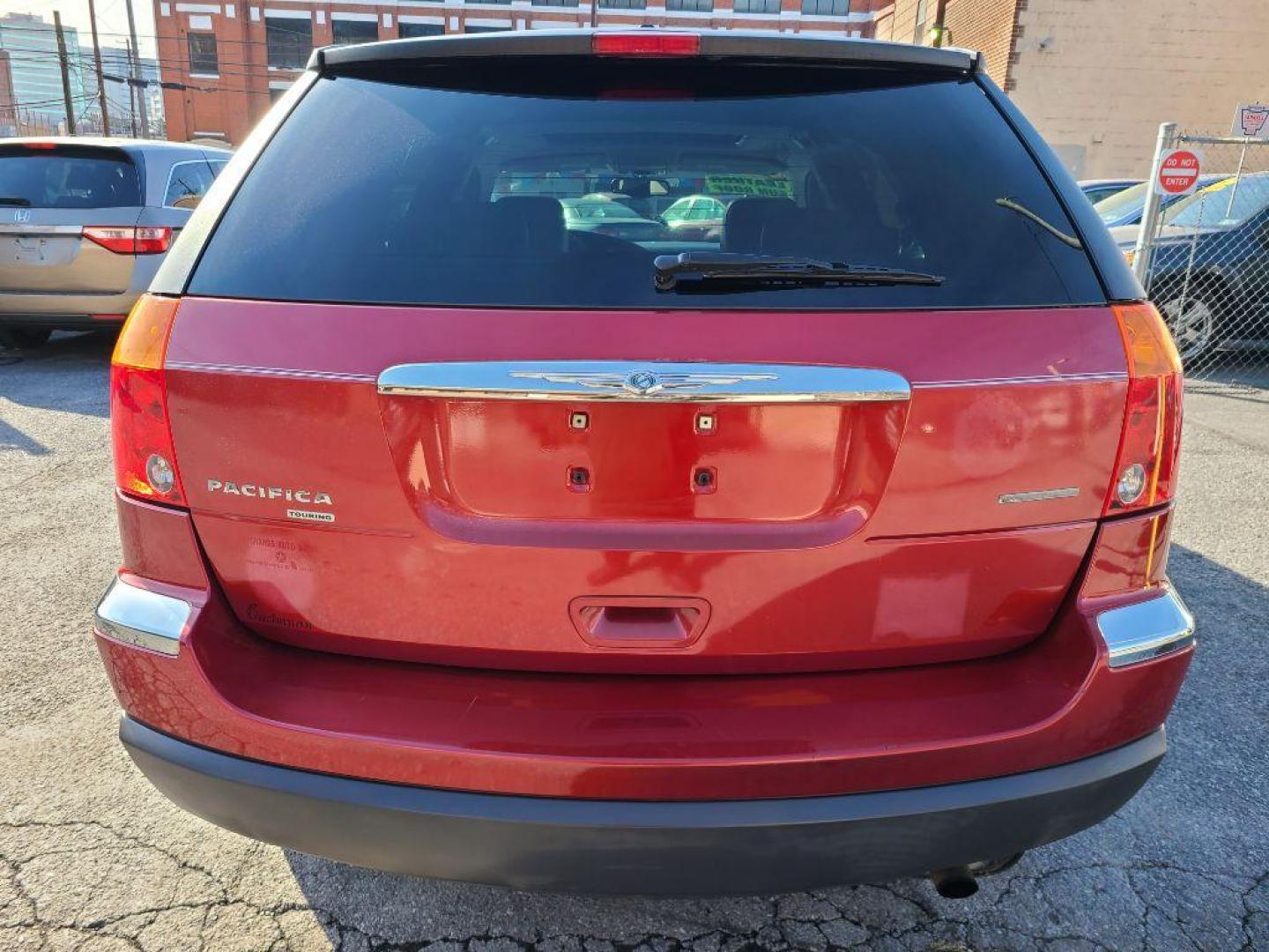 2006 RED CHRYSLER PACIFICA TOURING (2A8GF68436R) with an 3.5L engine, Automatic transmission, located at 117 North Cameron Street, Harrisburg, PA, 17101, (717) 963-8962, 40.266762, -76.875259 - WE FINANCE!!! Good Credit/ Bad Credit/ No Credit - ALL Trade-Ins Welcomed!!! ***Guaranteed Credit Approval*** APPLY ONLINE or CALL us TODAY ;) Internet Prices and Marketplace Prices are SPECIAL discounted ***CASH DEALS*** Retail Prices are higher. Please call us to discuss your cash and finan - Photo#3