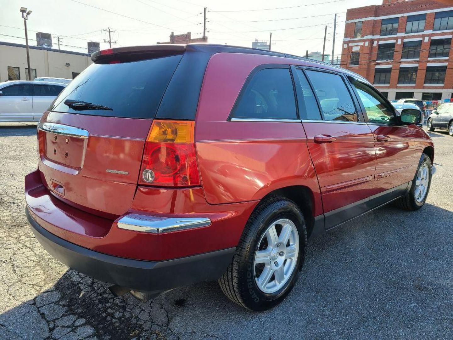2006 RED CHRYSLER PACIFICA TOURING (2A8GF68436R) with an 3.5L engine, Automatic transmission, located at 117 North Cameron Street, Harrisburg, PA, 17101, (717) 963-8962, 40.266762, -76.875259 - WE FINANCE!!! Good Credit/ Bad Credit/ No Credit - ALL Trade-Ins Welcomed!!! ***Guaranteed Credit Approval*** APPLY ONLINE or CALL us TODAY ;) Internet Prices and Marketplace Prices are SPECIAL discounted ***CASH DEALS*** Retail Prices are higher. Please call us to discuss your cash and finan - Photo#4