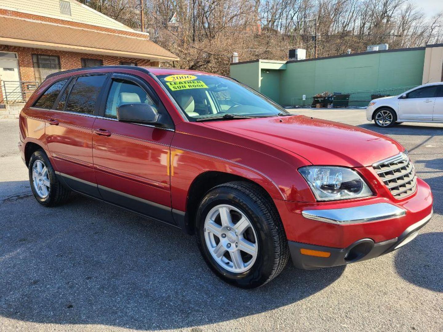 2006 RED CHRYSLER PACIFICA TOURING (2A8GF68436R) with an 3.5L engine, Automatic transmission, located at 117 North Cameron Street, Harrisburg, PA, 17101, (717) 963-8962, 40.266762, -76.875259 - WE FINANCE!!! Good Credit/ Bad Credit/ No Credit - ALL Trade-Ins Welcomed!!! ***Guaranteed Credit Approval*** APPLY ONLINE or CALL us TODAY ;) Internet Prices and Marketplace Prices are SPECIAL discounted ***CASH DEALS*** Retail Prices are higher. Please call us to discuss your cash and finan - Photo#6