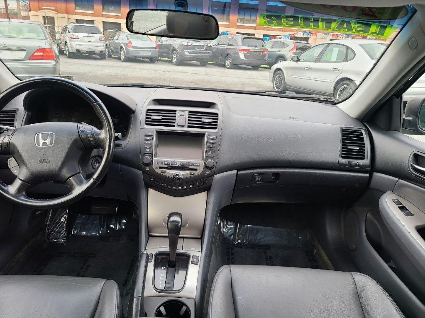 2006 GRAY HONDA ACCORD EX (1HGCM56746A) with an 2.4L engine, Automatic transmission, located at 117 North Cameron Street, Harrisburg, PA, 17101, (717) 963-8962, 40.266762, -76.875259 - WE FINANCE!!! Good Credit/ Bad Credit/ No Credit - ALL Trade-Ins Welcomed!!! ***Guaranteed Credit Approval*** APPLY ONLINE or CALL us TODAY ;) Internet Prices and Marketplace Prices are SPECIAL discounted ***CASH DEALS*** Retail Prices are higher. Please call us to discuss your cash and finan - Photo#8