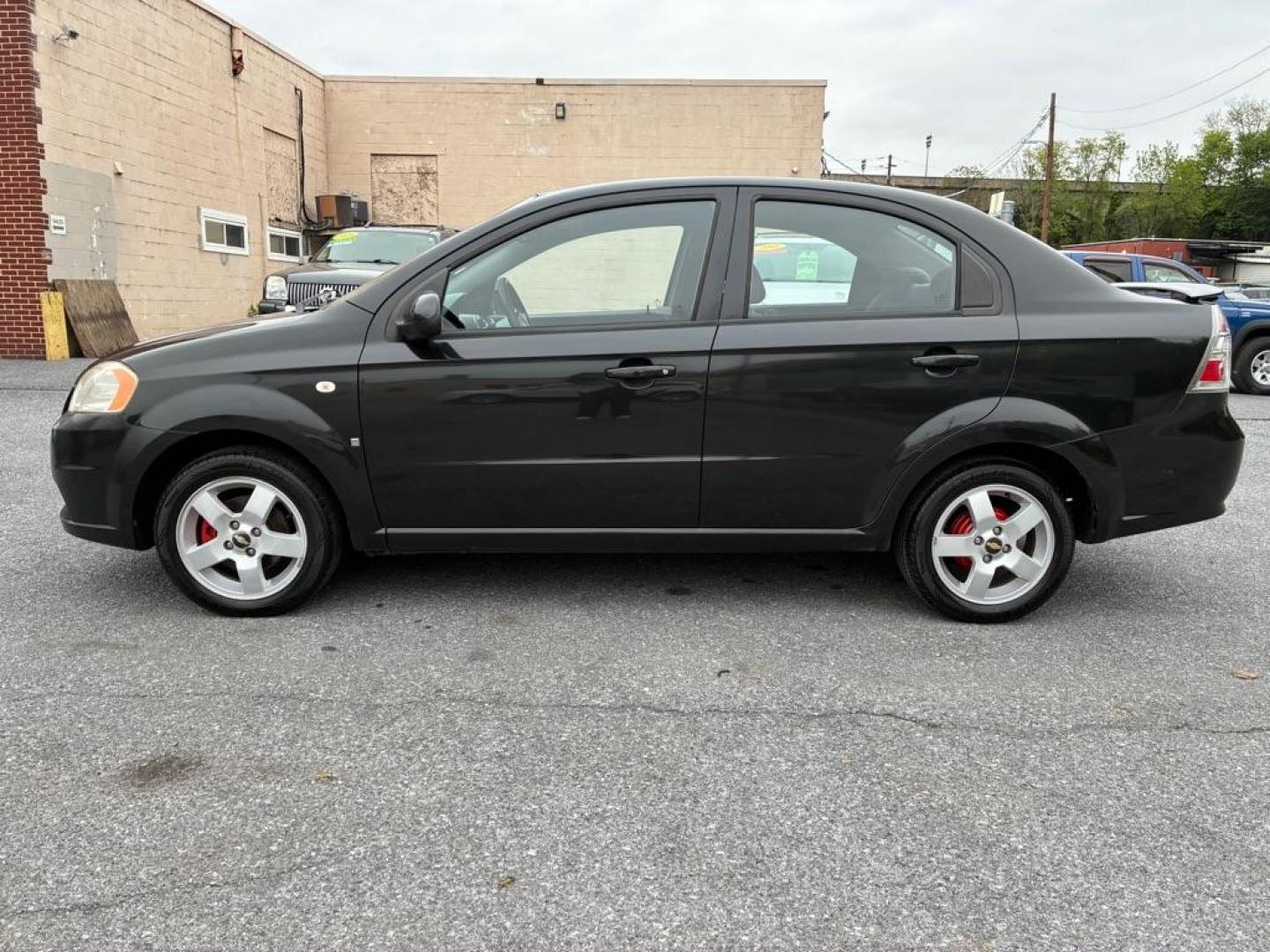 2007 BLACK CHEVROLET AVEO LT (KL1TG56647B) with an 1.6L engine, Automatic transmission, located at 117 North Cameron Street, Harrisburg, PA, 17101, (717) 963-8962, 40.266762, -76.875259 - WE FINANCE!!! Good Credit/ Challenged Credit/ No Credit - ALL Trade-Ins Welcomed!!! APPLY ONLINE or CALL us TODAY ;) Please call us to discuss your cash and/or financing options. - Photo#1