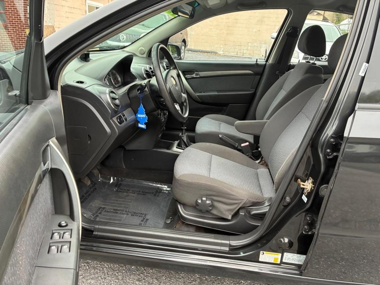 2007 BLACK CHEVROLET AVEO LT (KL1TG56647B) with an 1.6L engine, Automatic transmission, located at 117 North Cameron Street, Harrisburg, PA, 17101, (717) 963-8962, 40.266762, -76.875259 - WE FINANCE!!! Good Credit/ Challenged Credit/ No Credit - ALL Trade-Ins Welcomed!!! APPLY ONLINE or CALL us TODAY ;) Please call us to discuss your cash and/or financing options. - Photo#13