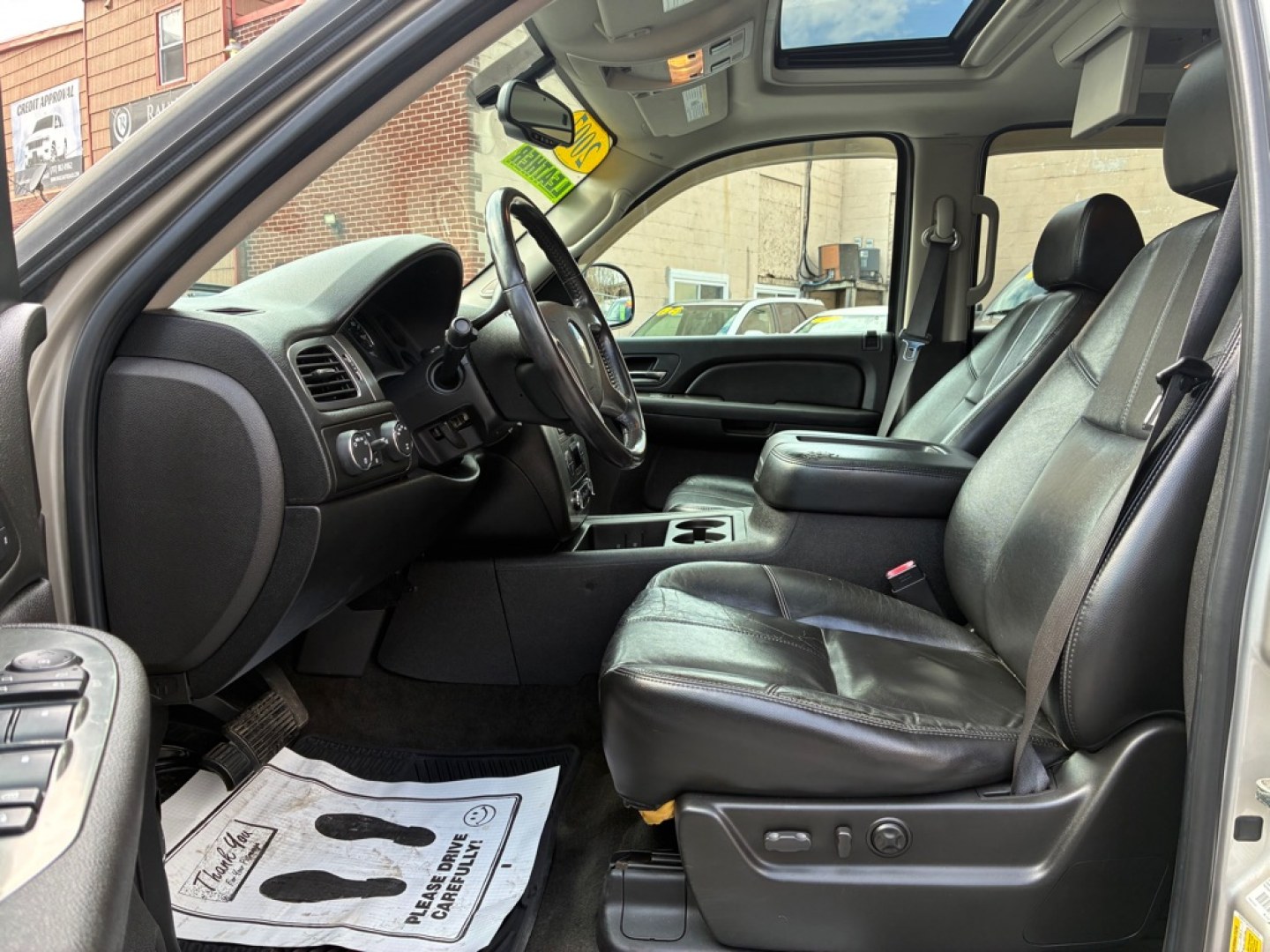 2007 SILVER CHEVROLET TAHOE Z71 1500 (1GNFK13037R) with an 5.3L engine, Automatic transmission, located at 117 North Cameron Street, Harrisburg, PA, 17101, (717) 963-8962, 40.266762, -76.875259 - WE FINANCE!!! Good Credit/ Challenged Credit/ No Credit - ALL Trade-Ins Welcomed!!! APPLY ONLINE or CALL us TODAY ;) Please call us to discuss your cash and/or financing options.- Photo#13
