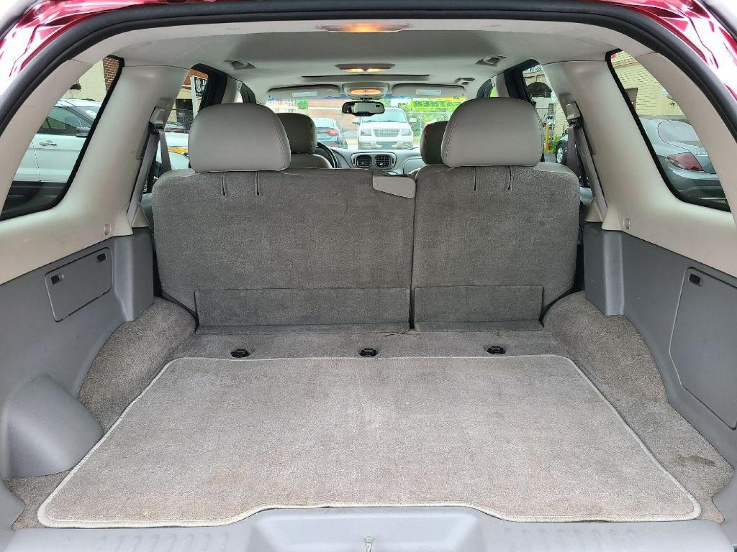 2007 RED CHEVROLET TRAILBLAZER LT (1GNDT13S872) with an 4.2L engine, Automatic transmission, located at 117 North Cameron Street, Harrisburg, PA, 17101, (717) 963-8962, 40.266762, -76.875259 - WE FINANCE!!! Good Credit/ Bad Credit/ No Credit - ALL Trade-Ins Welcomed!!! ***Guaranteed Credit Approval*** APPLY ONLINE or CALL us TODAY ;) Internet Prices and Marketplace Prices are SPECIAL discounted ***CASH DEALS*** Retail Prices are higher. Please call us to discuss your cash and finan - Photo#10