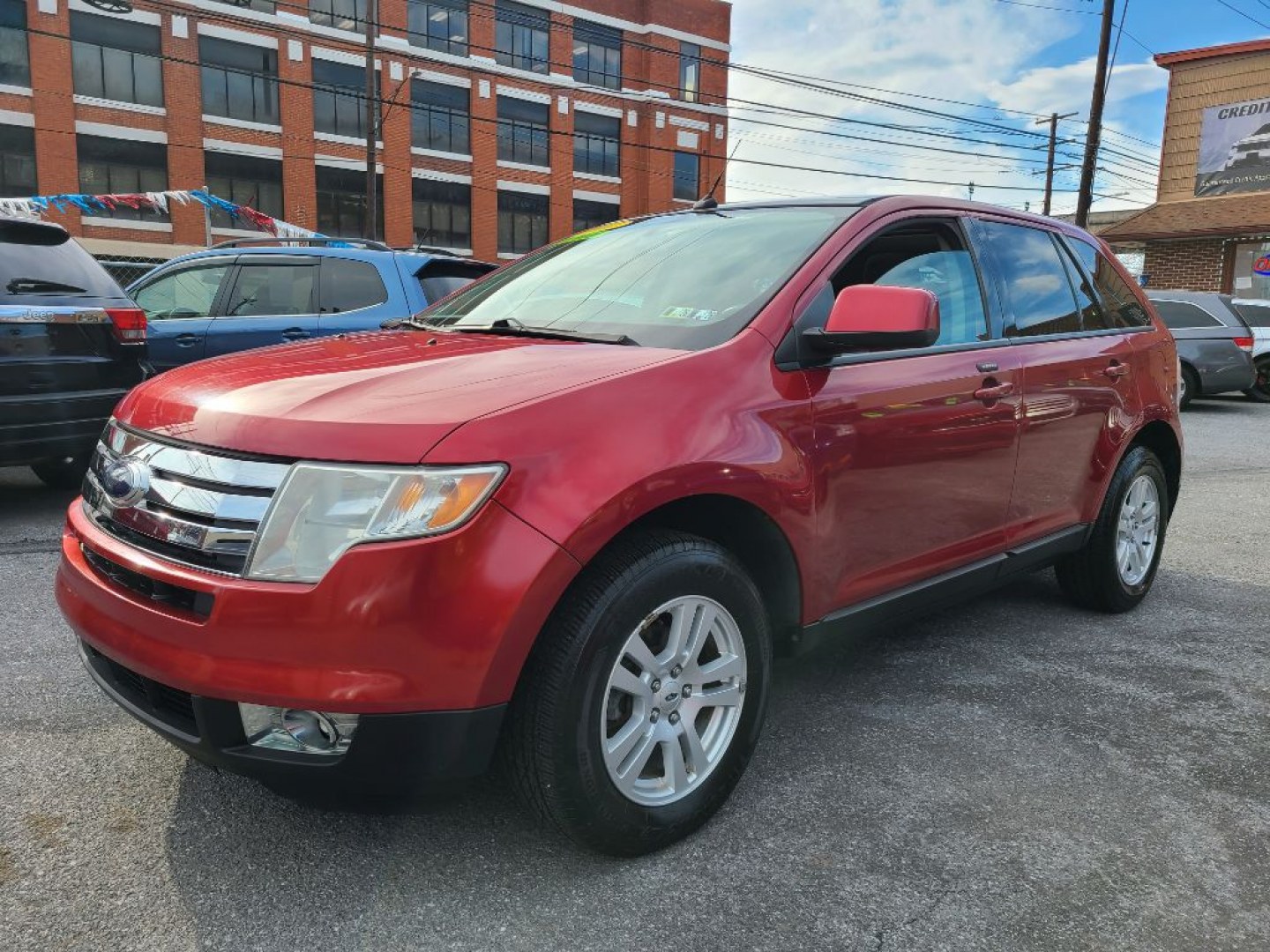 2007 RED FORD EDGE SEL (2FMDK38C77B) with an 3.5L engine, Automatic transmission, located at 117 North Cameron Street, Harrisburg, PA, 17101, (717) 963-8962, 40.266762, -76.875259 - WE FINANCE!!! Good Credit/ Challenged Credit/ No Credit - ALL Trade-Ins Welcomed!!! APPLY ONLINE or CALL us TODAY ;) Please call us to discuss your cash and/or financing options.- Photo#0