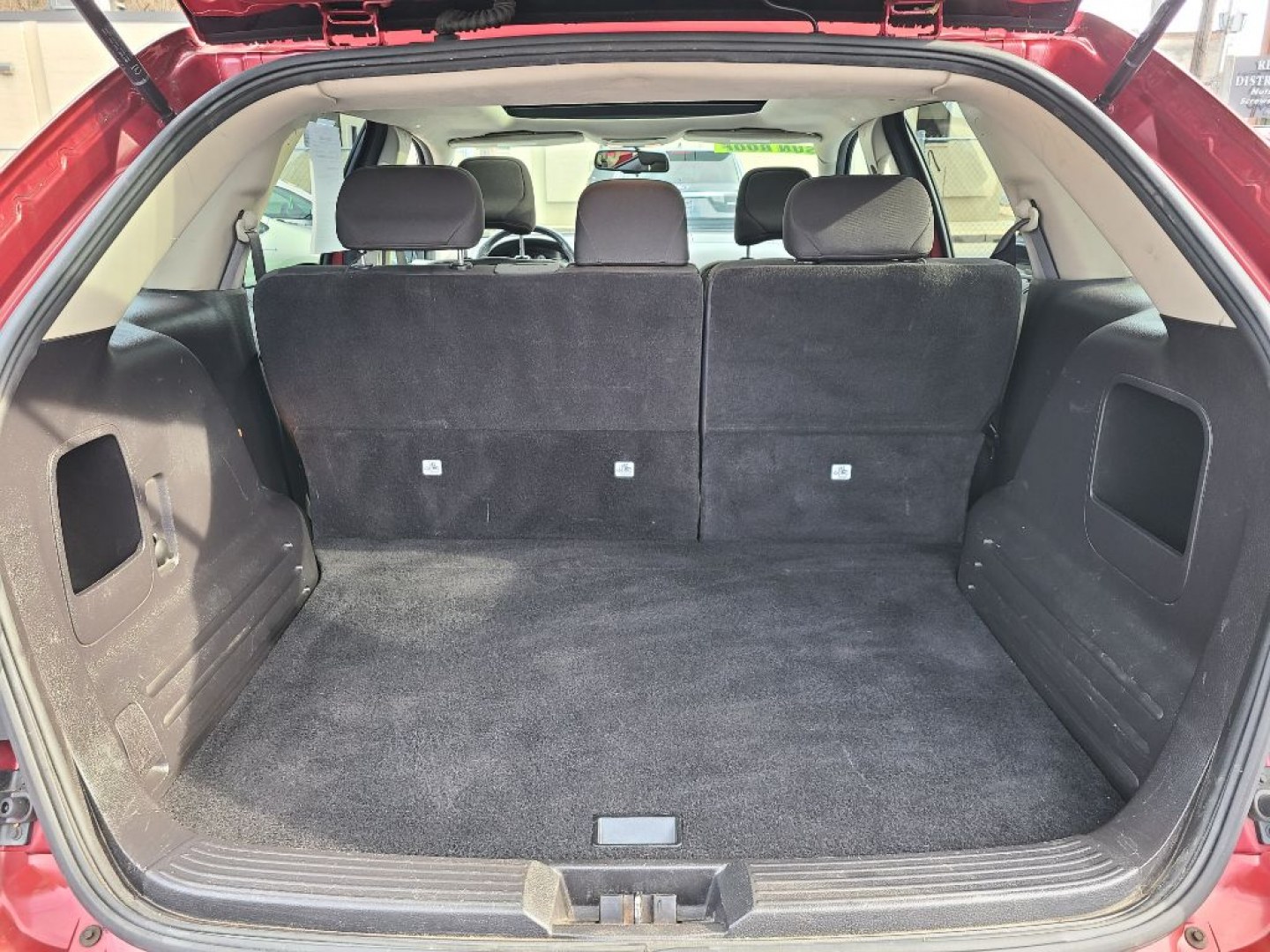 2007 RED FORD EDGE SEL (2FMDK38C77B) with an 3.5L engine, Automatic transmission, located at 117 North Cameron Street, Harrisburg, PA, 17101, (717) 963-8962, 40.266762, -76.875259 - WE FINANCE!!! Good Credit/ Challenged Credit/ No Credit - ALL Trade-Ins Welcomed!!! APPLY ONLINE or CALL us TODAY ;) Please call us to discuss your cash and/or financing options.- Photo#12