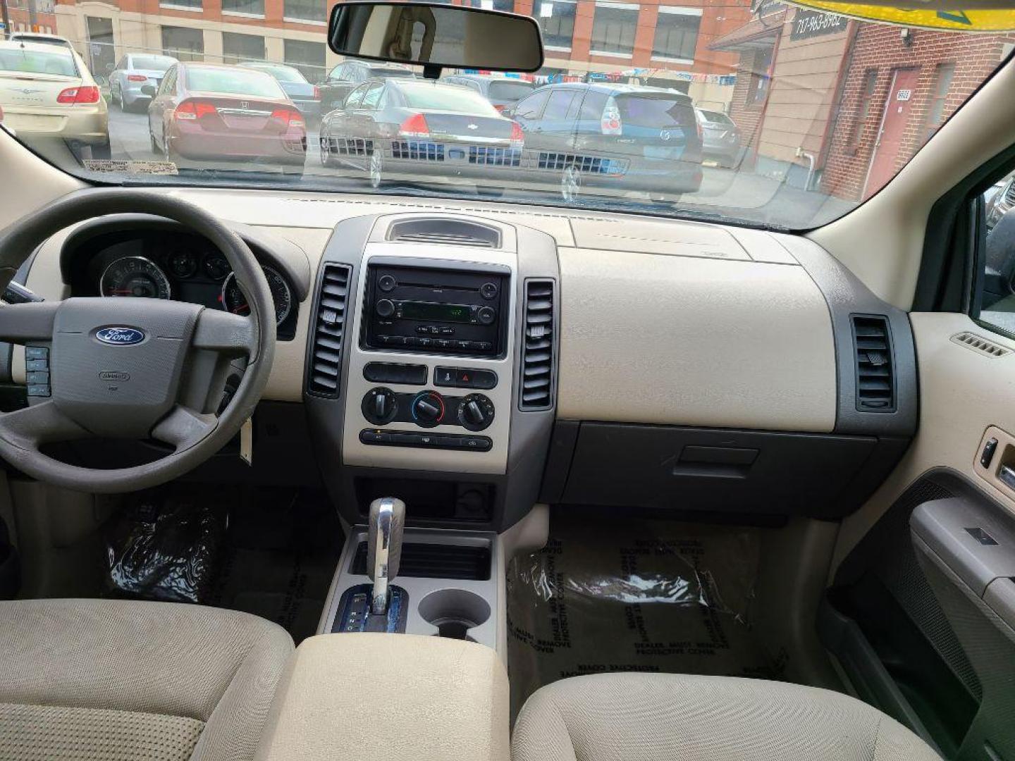 2007 GRAY FORD EDGE SE (2FMDK36C07B) with an 3.5L engine, Automatic transmission, located at 117 North Cameron Street, Harrisburg, PA, 17101, (717) 963-8962, 40.266762, -76.875259 - WE FINANCE!!! Good Credit/ Bad Credit/ No Credit - ALL Trade-Ins Welcomed!!! ***Guaranteed Credit Approval*** APPLY ONLINE or CALL us TODAY ;) Internet Prices and Marketplace Prices are SPECIAL discounted ***CASH DEALS*** Retail Prices are higher. Please call us to discuss your cash and finan - Photo#12